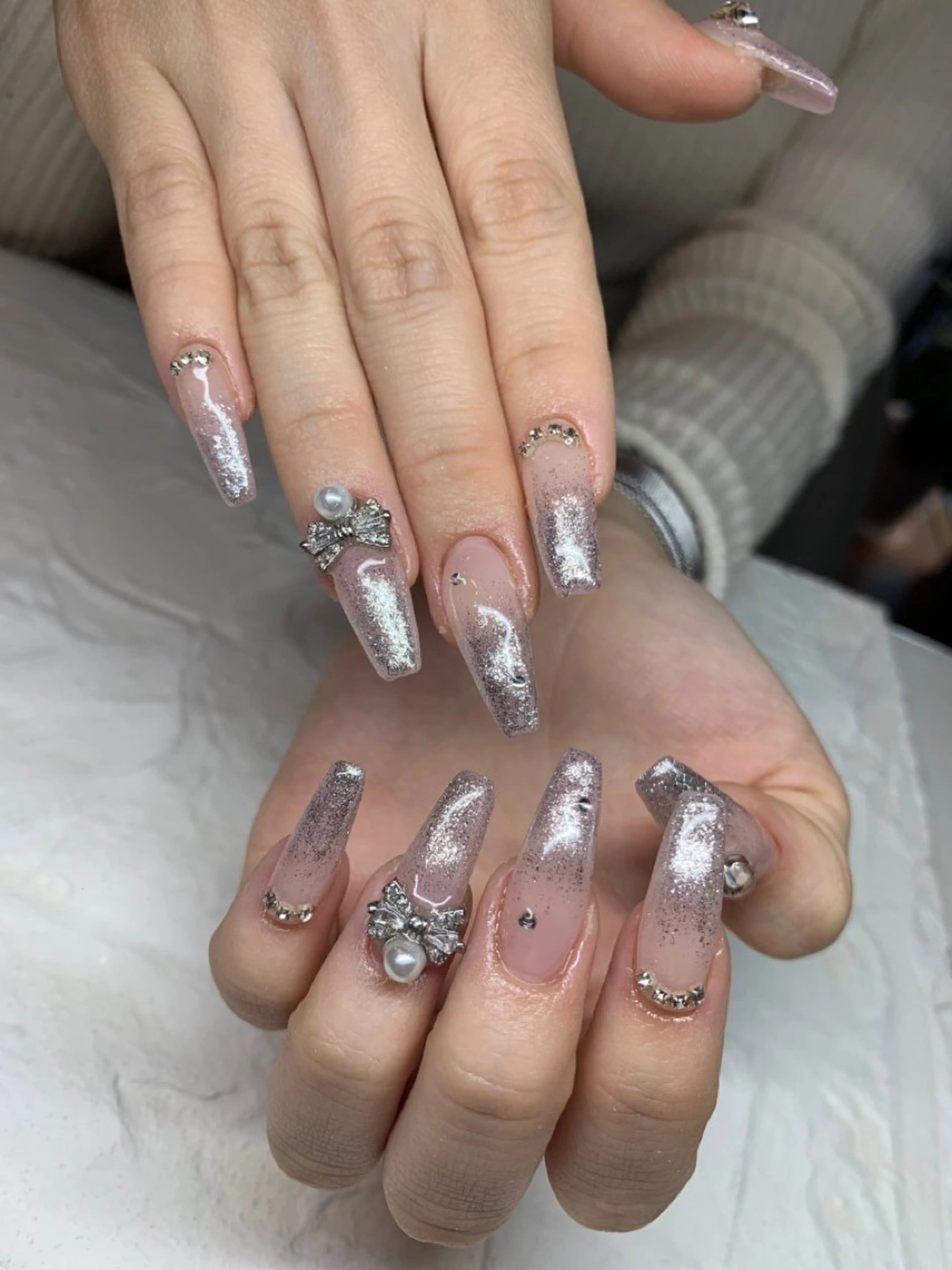 ネイル ロングネイル スカルプネイル ワンホンネイル happiness nailのネイルデザイン