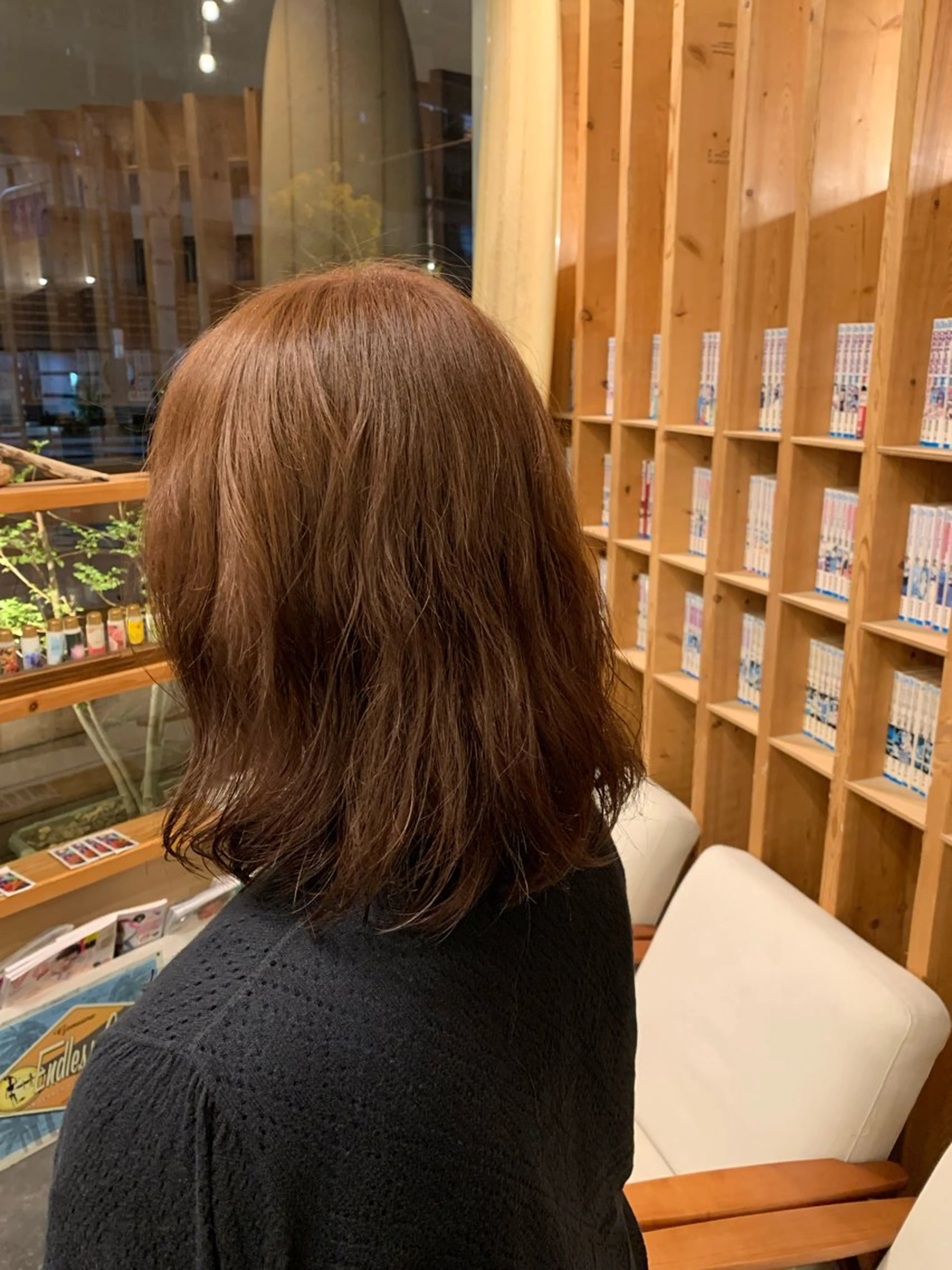 ミディアム カット ヘアカラー トリートメント 福井 優のヘアスタイル