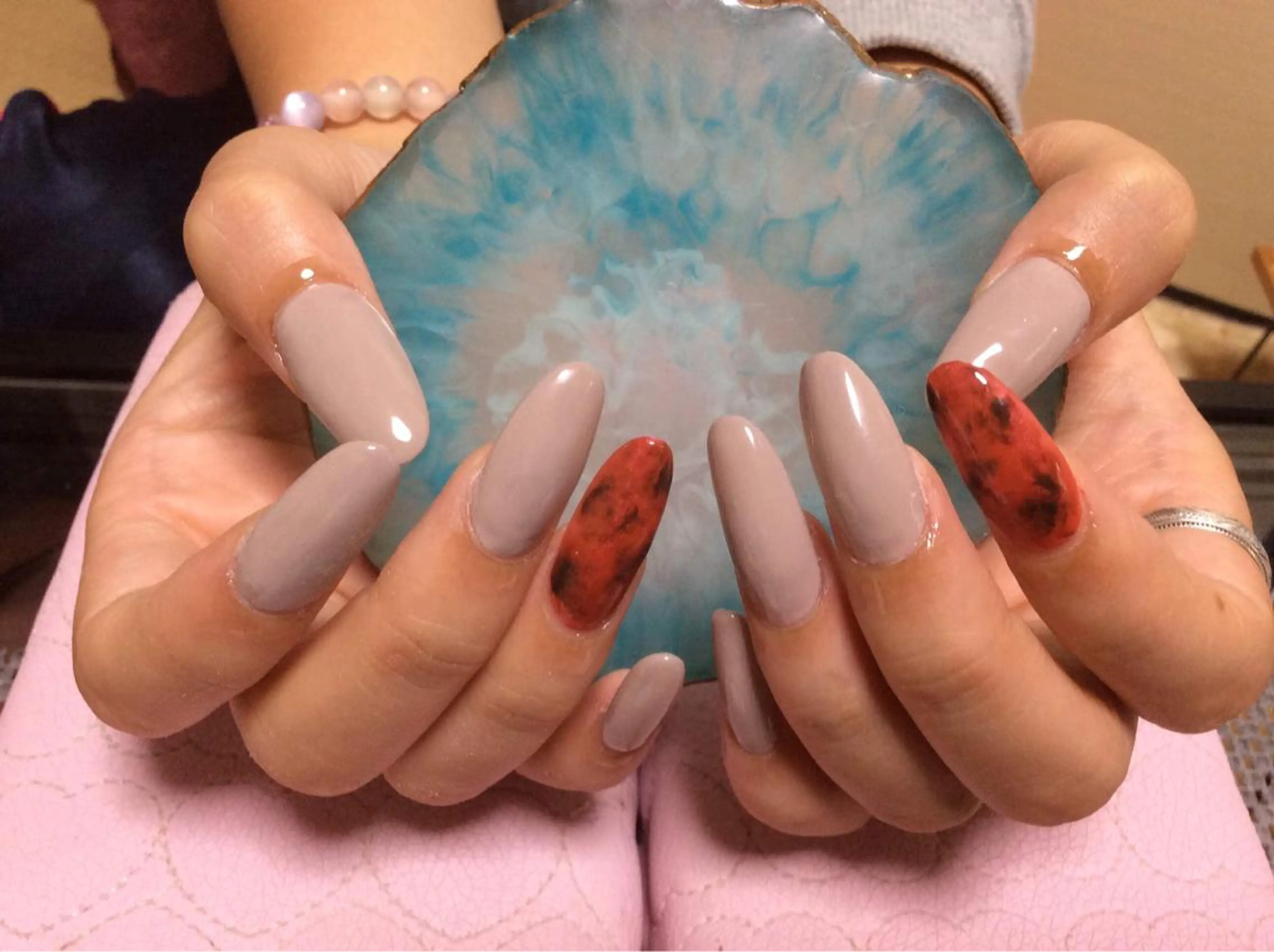 ネイル フラワー ムーンのネイルデザイン