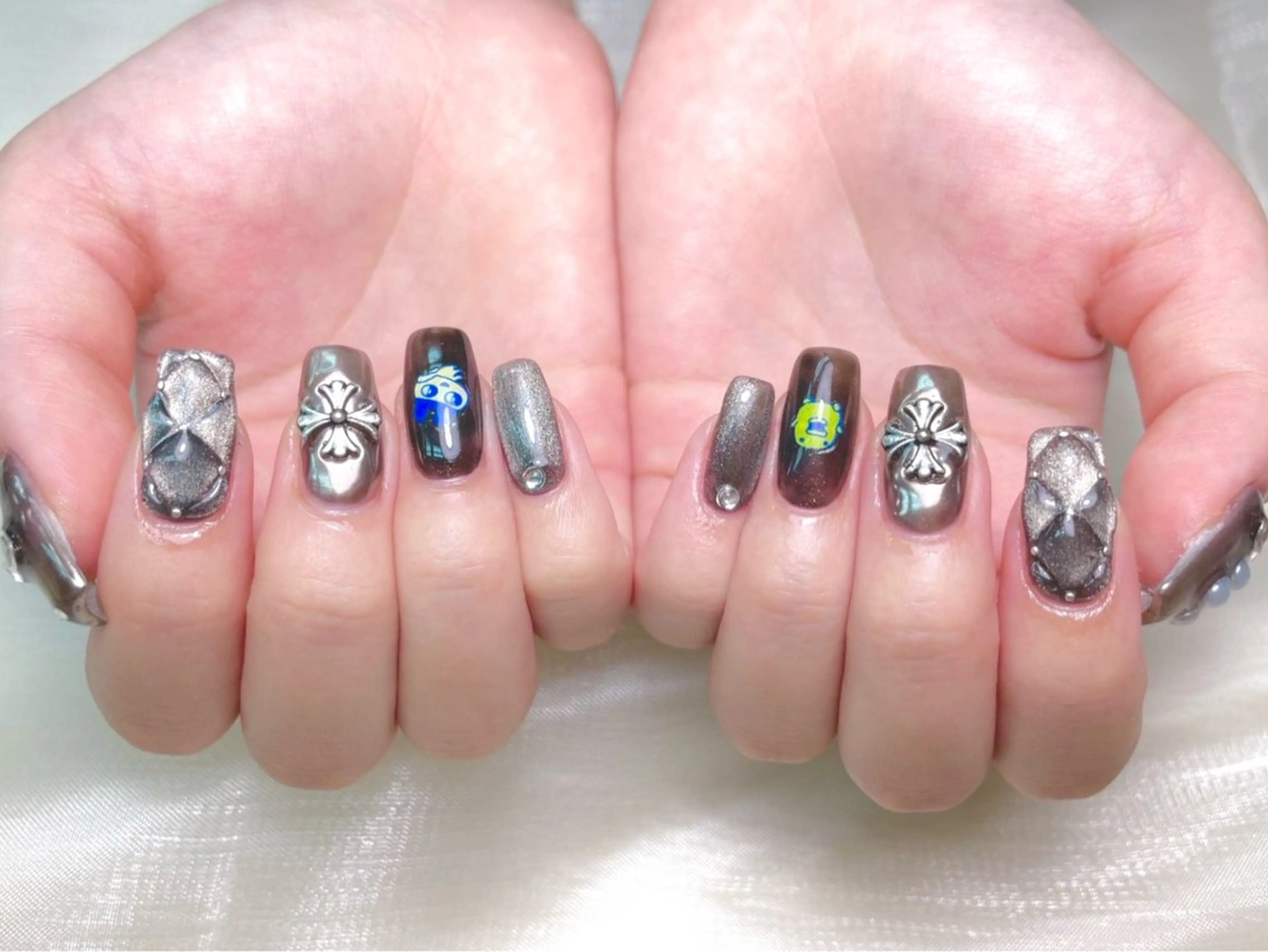 ネイル ハンドネイル lucky nail 歌舞伎町のネイルデザイン