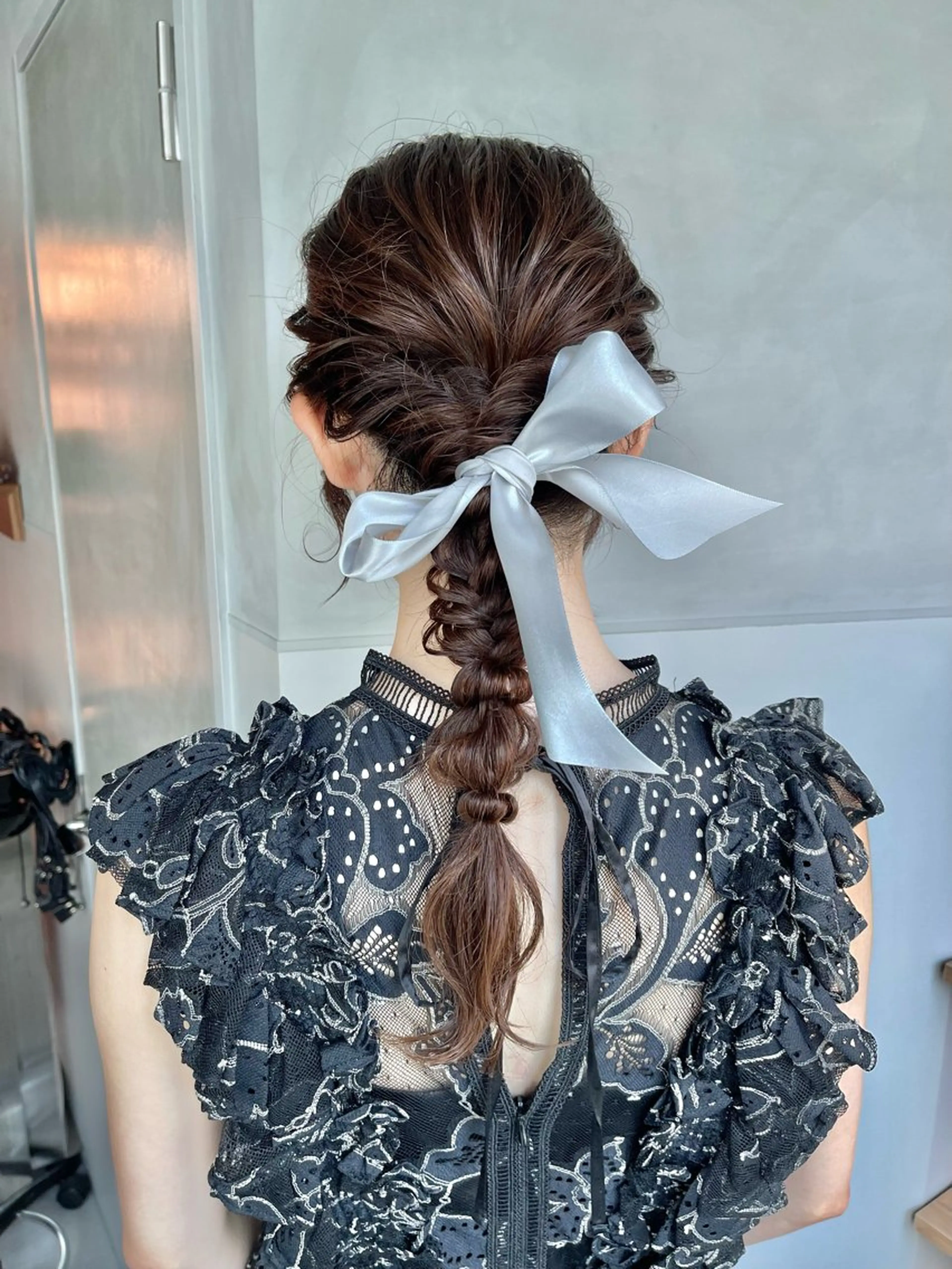 ヘアアレンジ ポニーテール 結婚式・ブライダル 卒業式のヘアスタイル ヘアセット charm《銀座》 ヘアセット/縮毛矯正のヘアスタイル