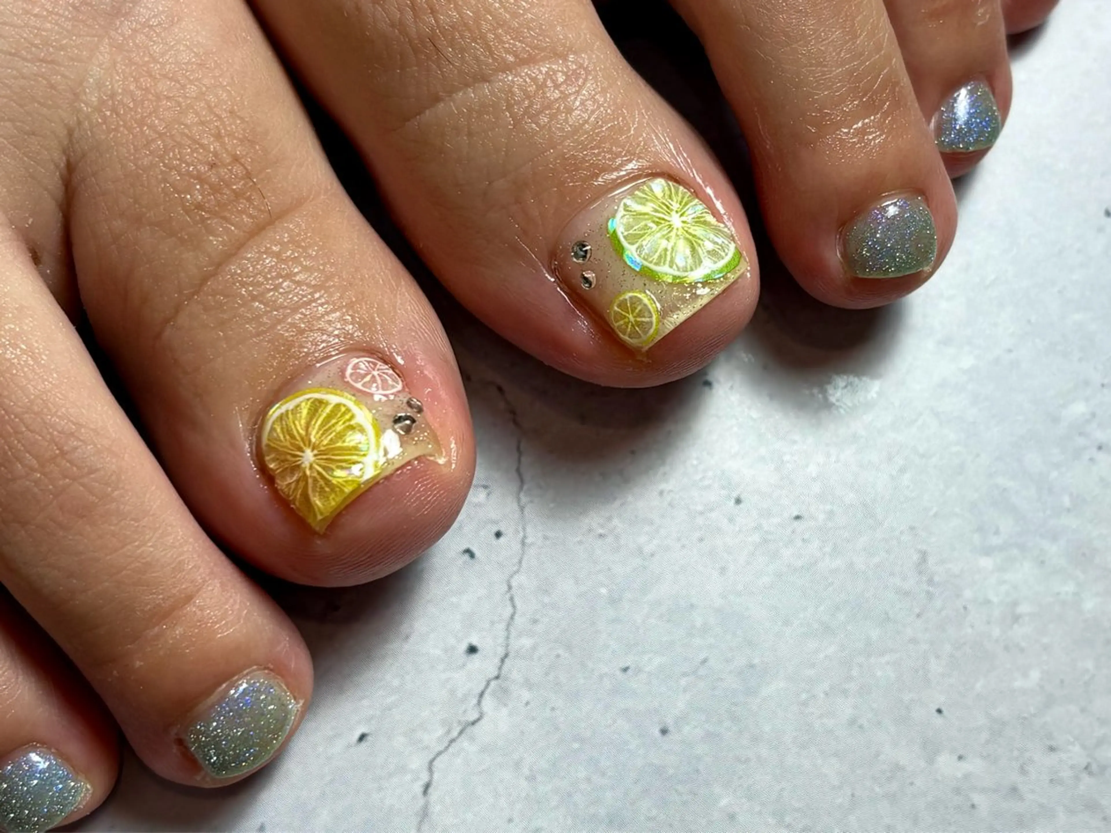 ネイル フットネイル フットネイル kupu所属・ネイルサロン kupuのネイルデザイン