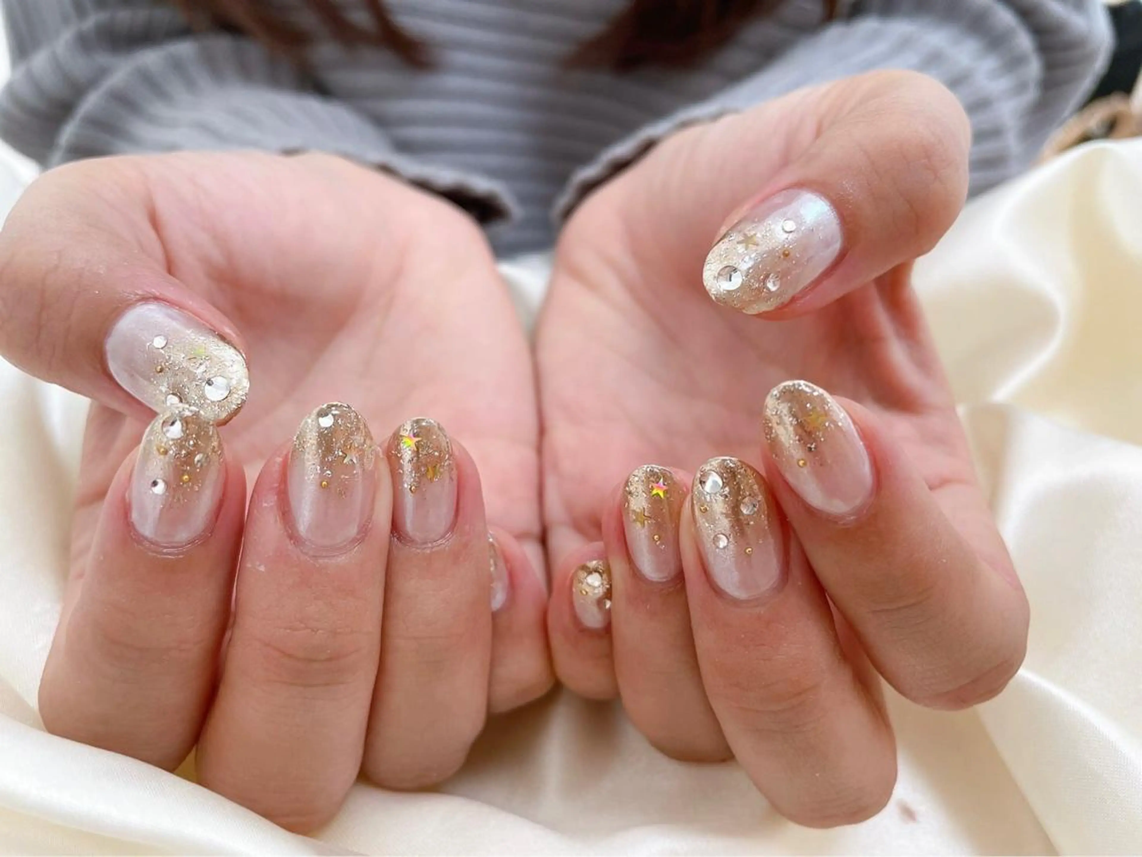 ネイル 桜ネイル ジェルネイル グラデーション ミラーネイル パラジェル ハンドネイル kiki nail 二子玉川のネイルデザイン