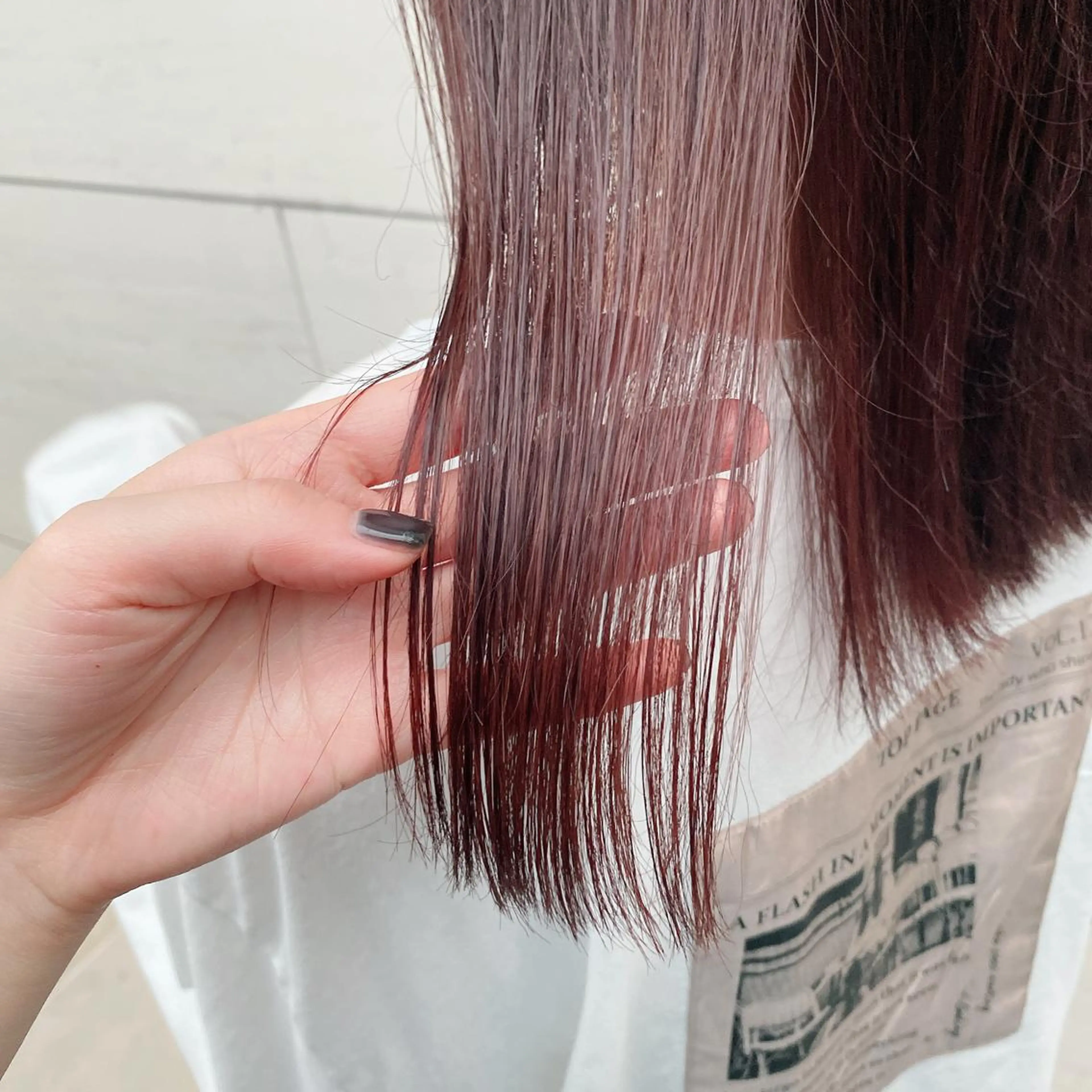 ミディアム カラー カシス バイオレットカラー カット ヘアカラー トリートメント 丸山 史香のヘアスタイル