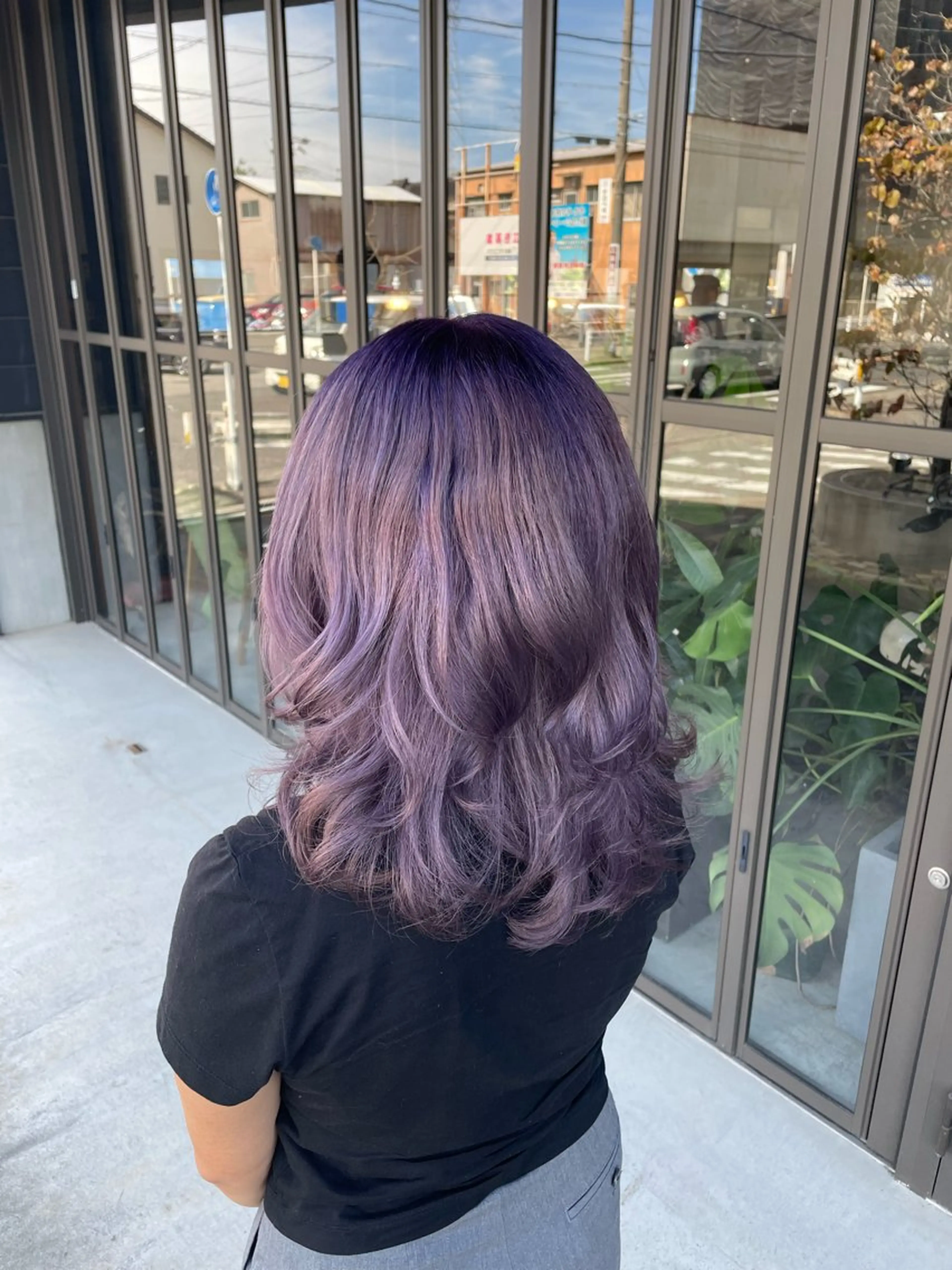 セミロング ヘアカラー OGAWA NOAのヘアスタイル