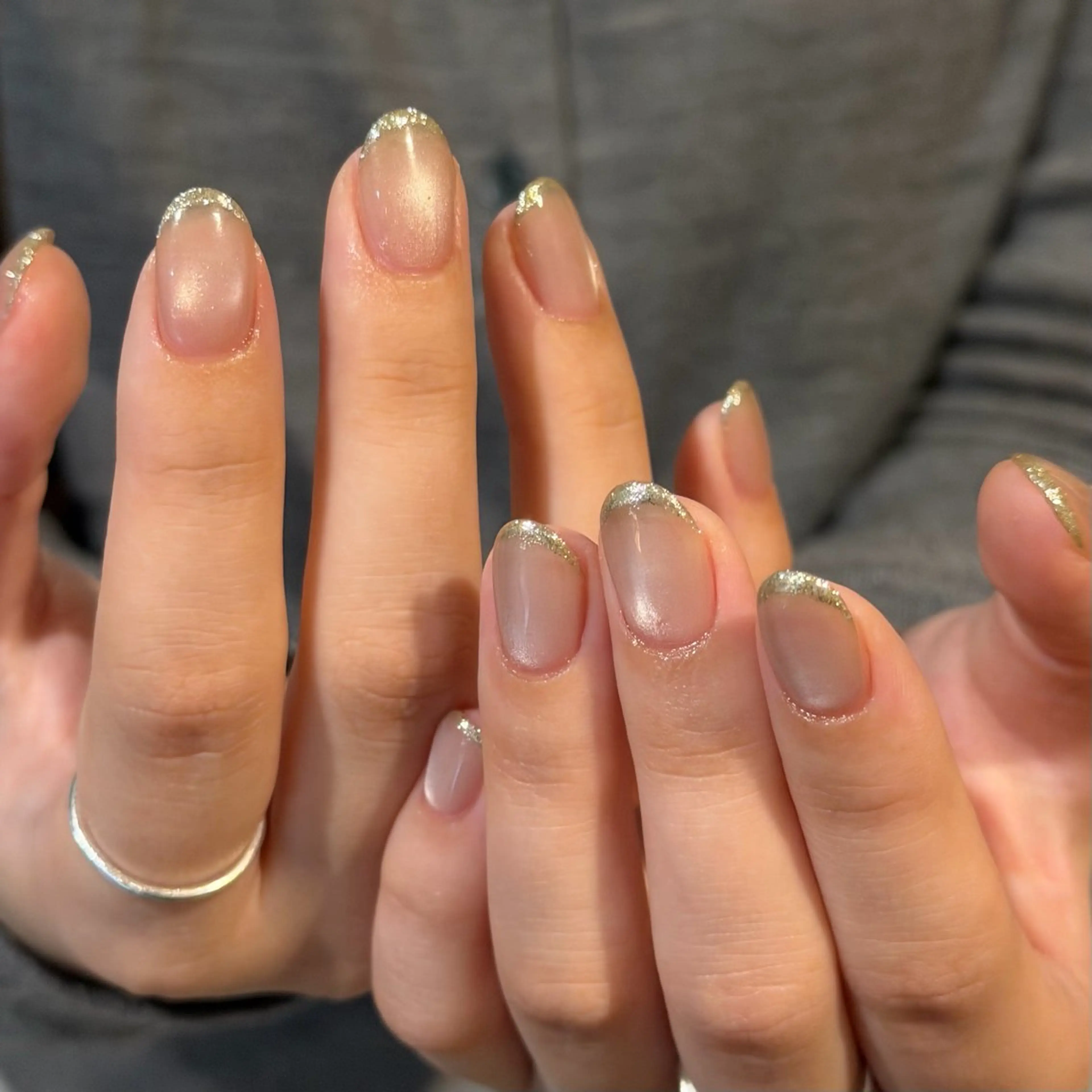 ネイル 長さ出し フレンチネイル ジェルネイル ラメ(グリッター) マグネットネイル ハンドネイル NORA南青山/ kanohaのネイルデザイン