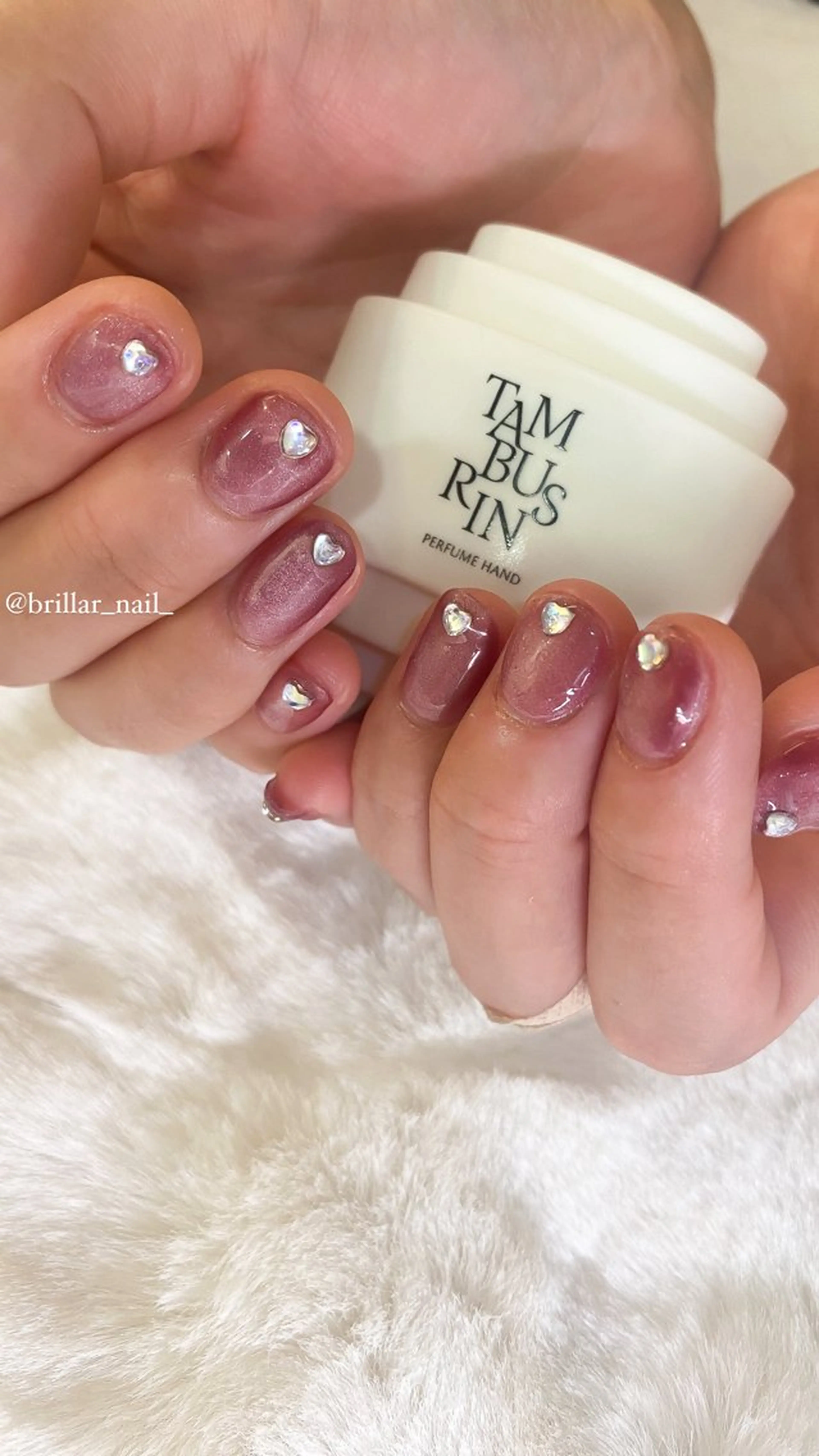 ネイル オーロラネイル ハート Brillar所属・【Brillar】 〜韓国ネイル専門店〜のエステ・リラクイメージ