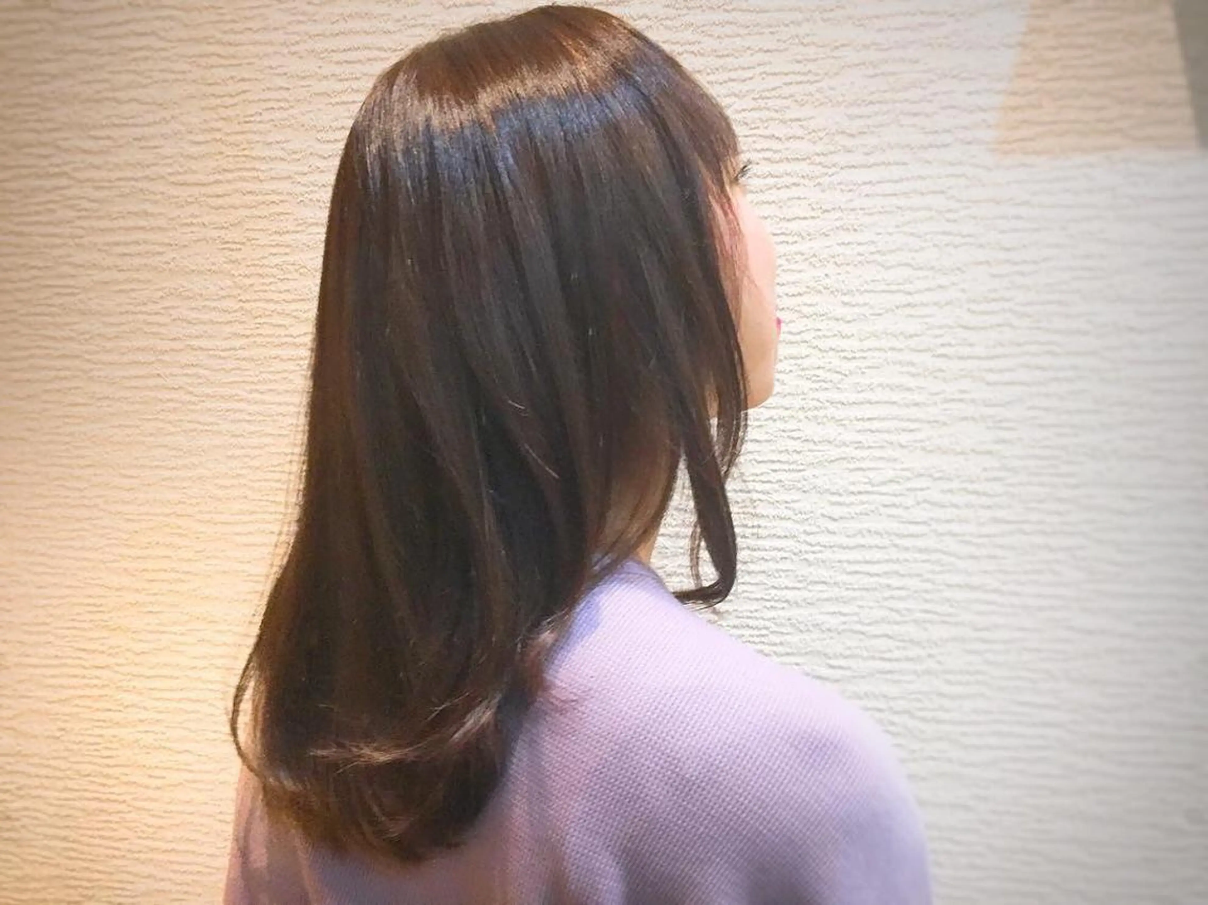 セミロング カラー mickey .のヘアスタイル