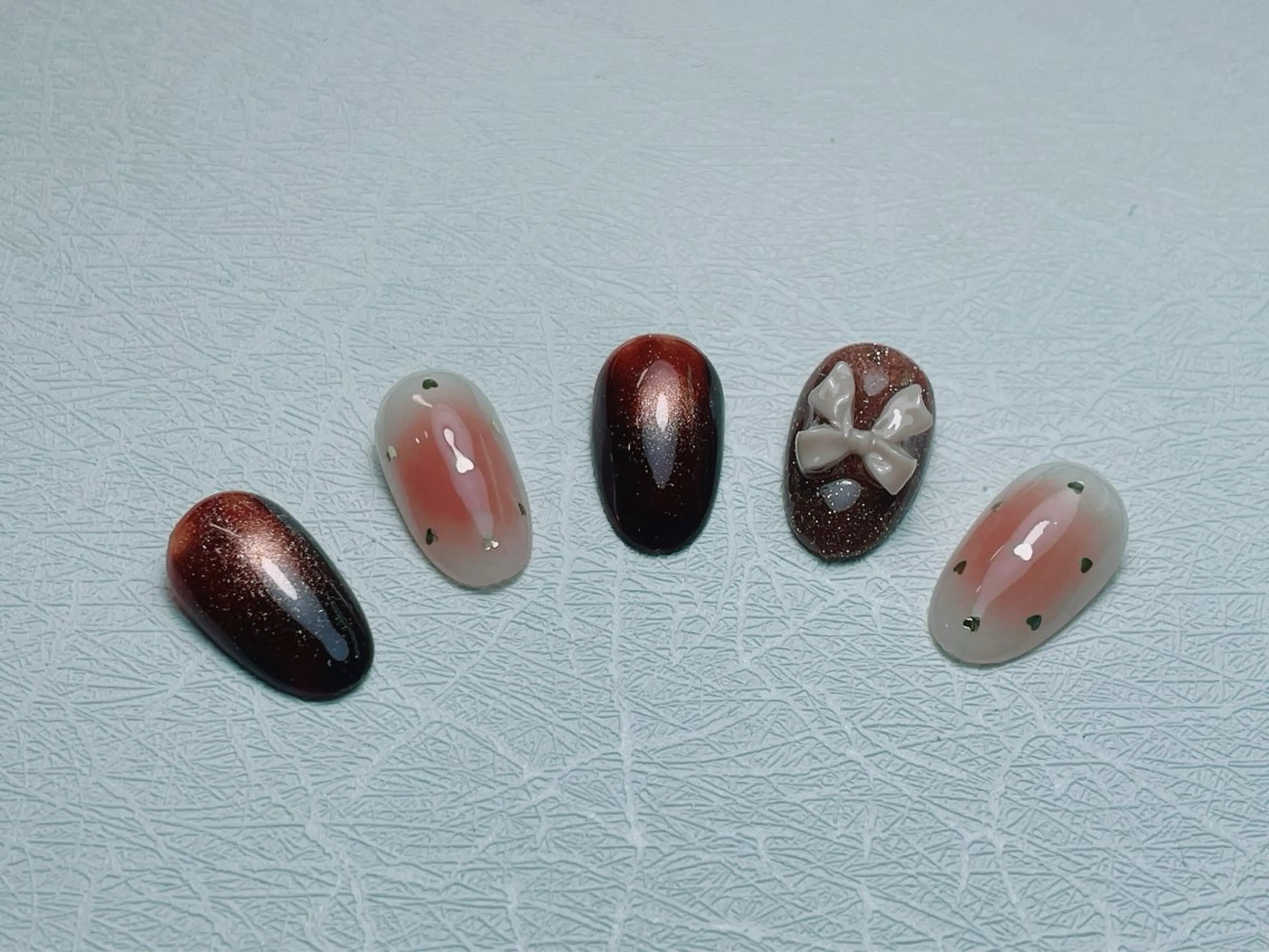 ネイル フレンチネイル ジェルネイル ガラスフレンチ 韓国ネイル ラメ(グリッター) ハンドネイル 中野駅から2分 MEO NAILのネイルデザイン