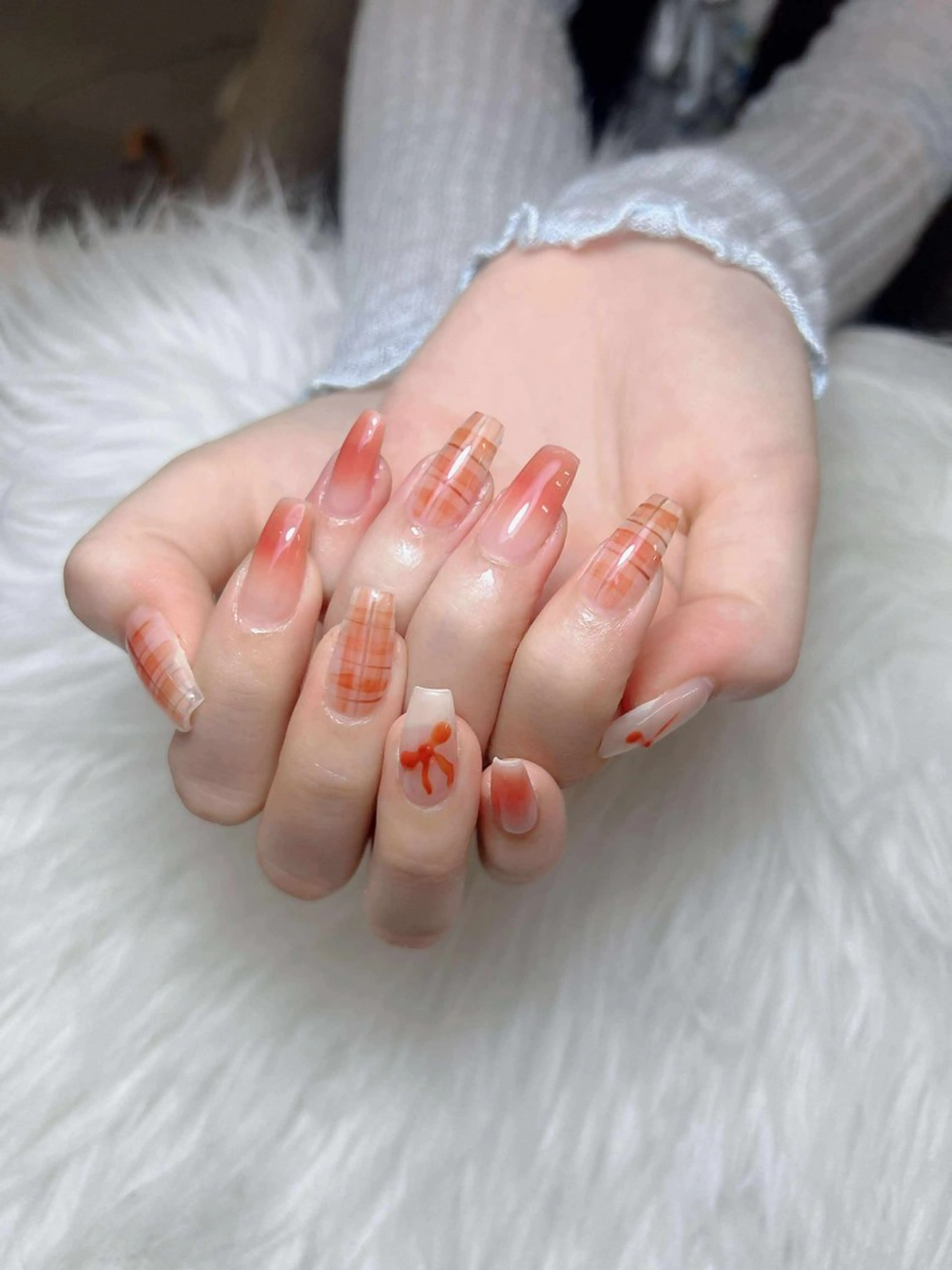 ネイル オーロラネイル チークネイル フットネイル フレンチネイル 韓国ネイル ハンドネイル Lumi Nailのネイルデザイン