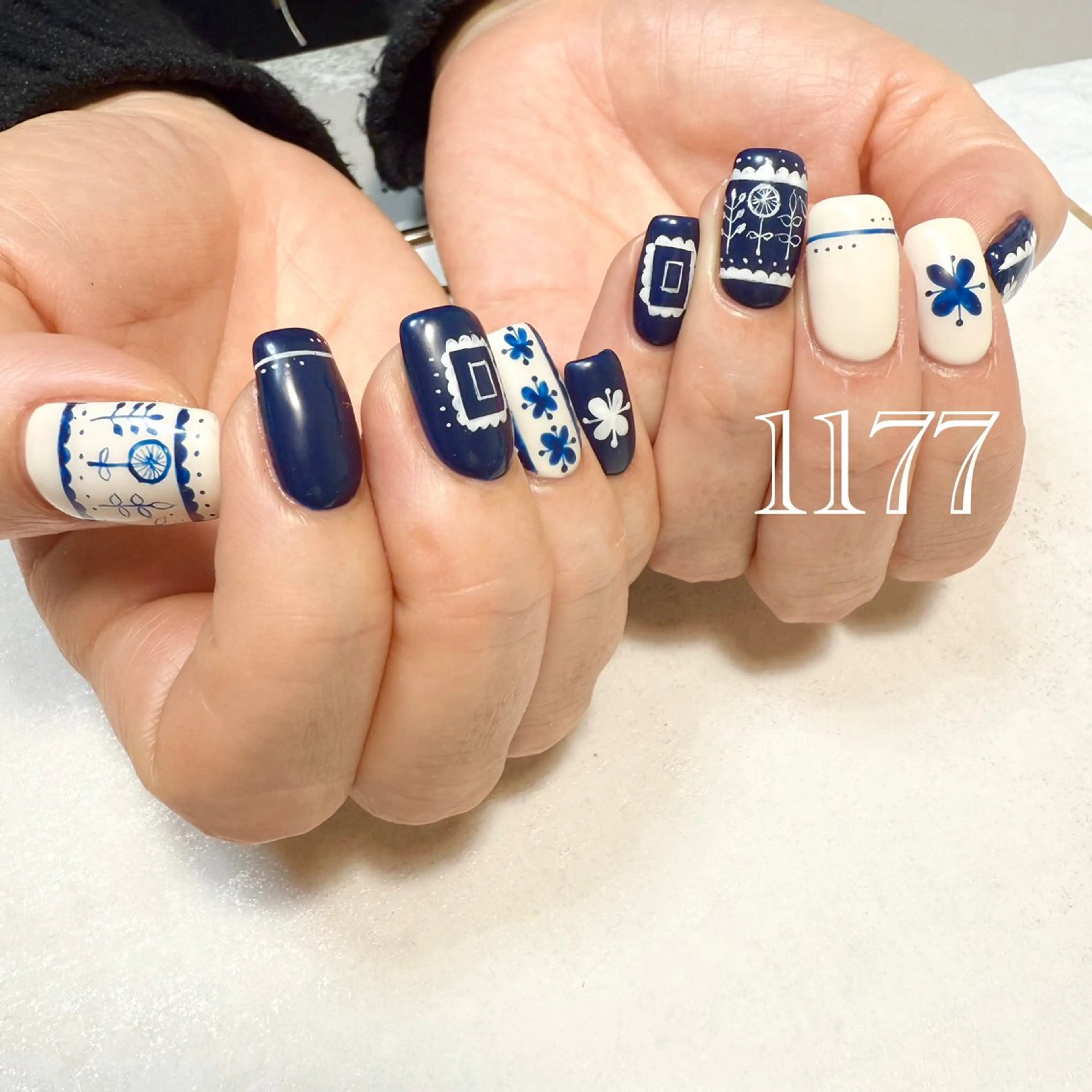 ネイル ハンドネイル nailsalon 1177のネイルデザイン