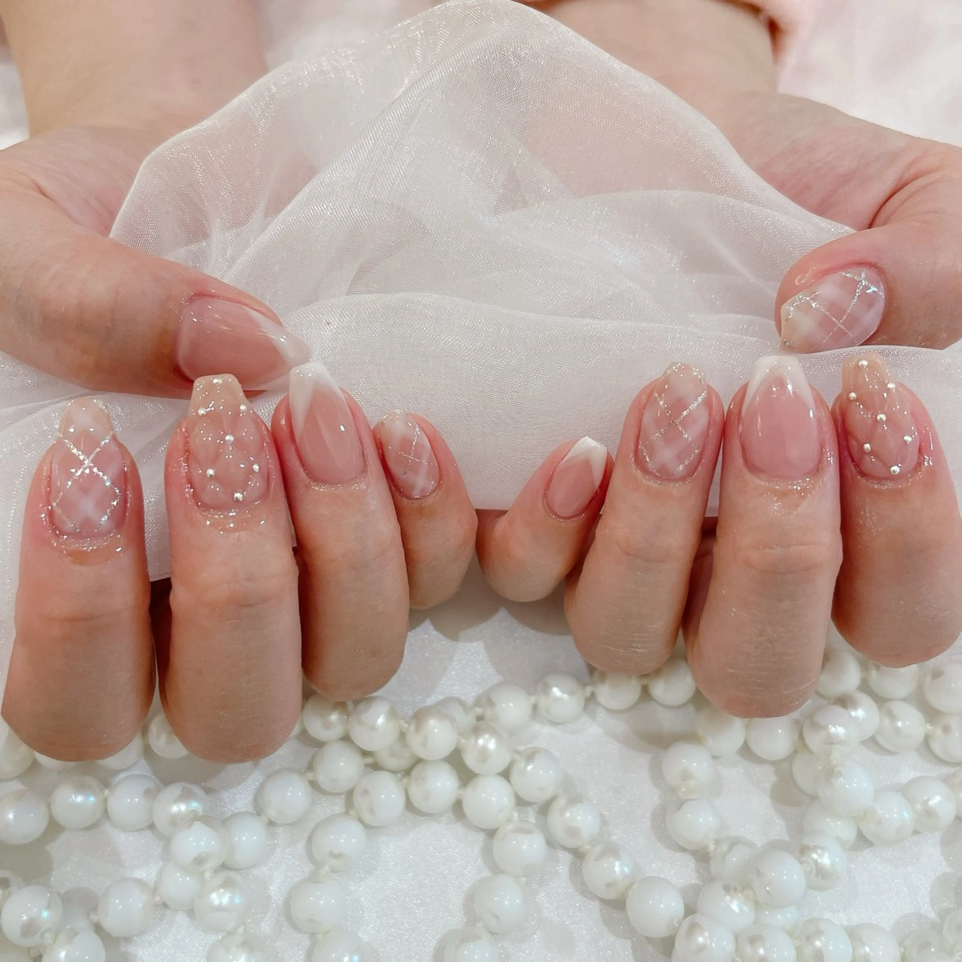 ネイル Raviy イオンモール成田店所属・菅谷 百花のネイルデザイン