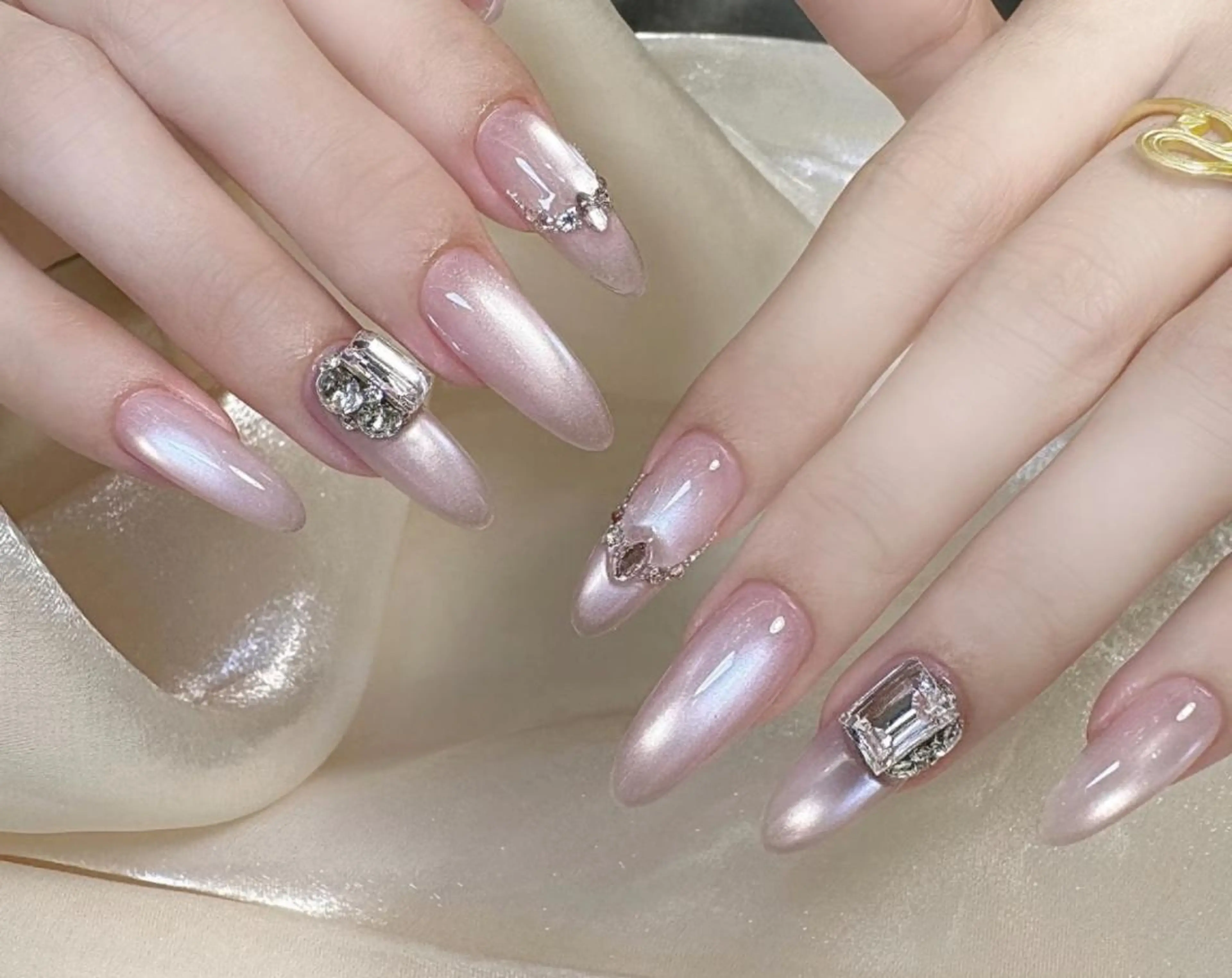 ネイル ハンドネイル エリ🫧 nail池袋東口のネイルデザイン