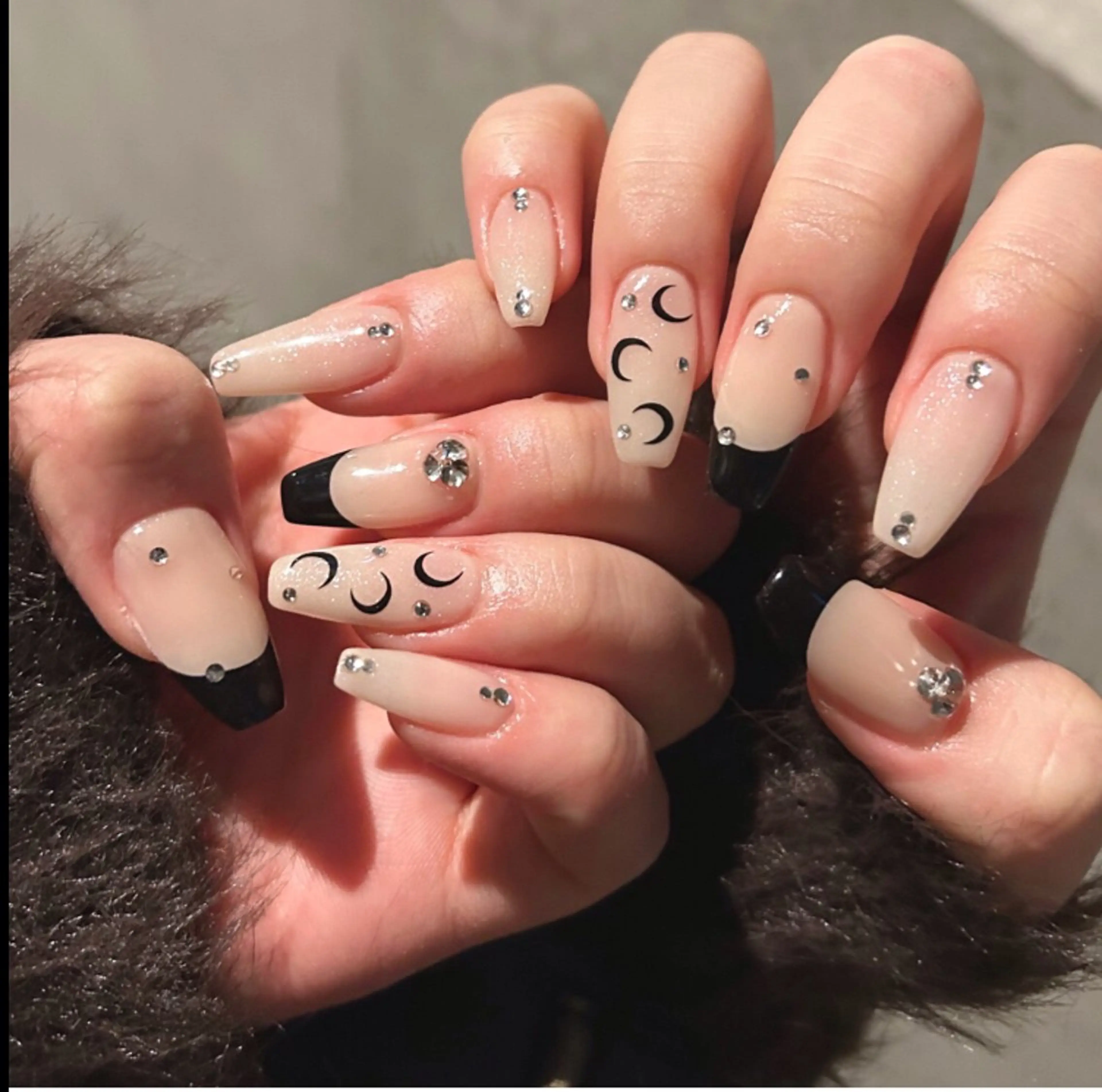 ネイル 長さ出し グラデーション キラキラネイル 韓国ネイル ラメ(グリッター) ハンドネイル ハンドケア Chisa Nail Studio所属・チ サのネイルデザイン