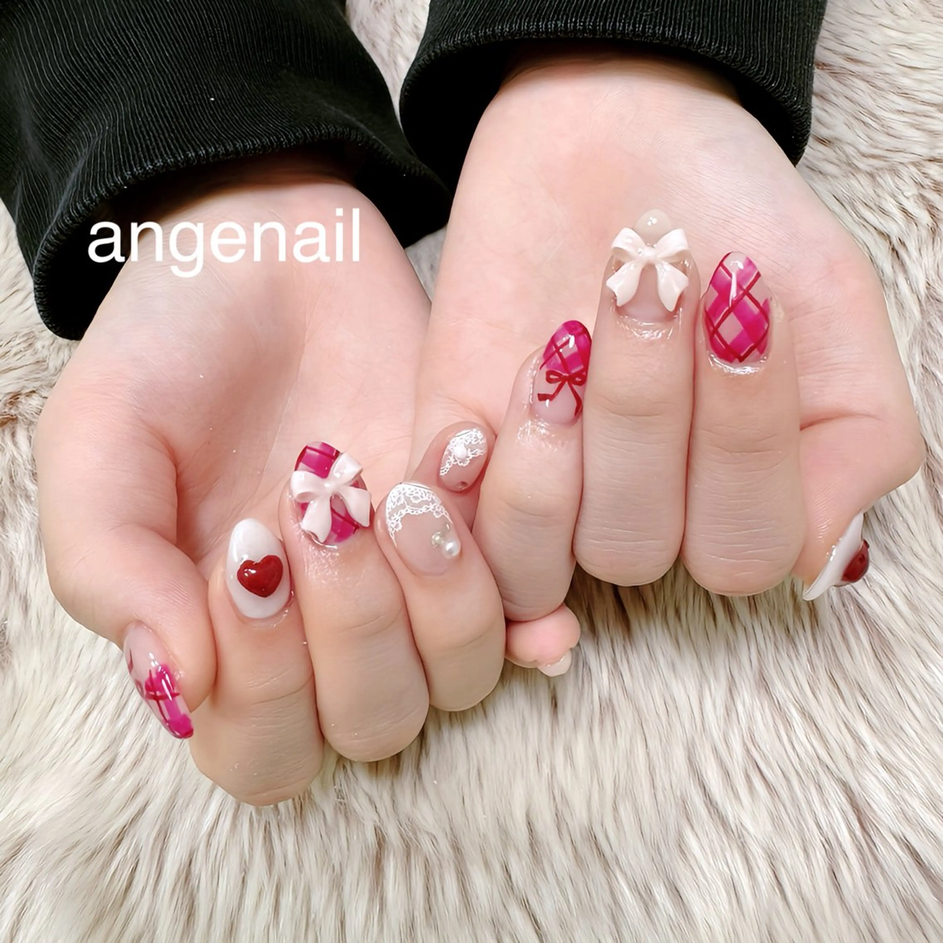 ネイル ハンドネイル オーナーネイリスト MAKIのネイルデザイン