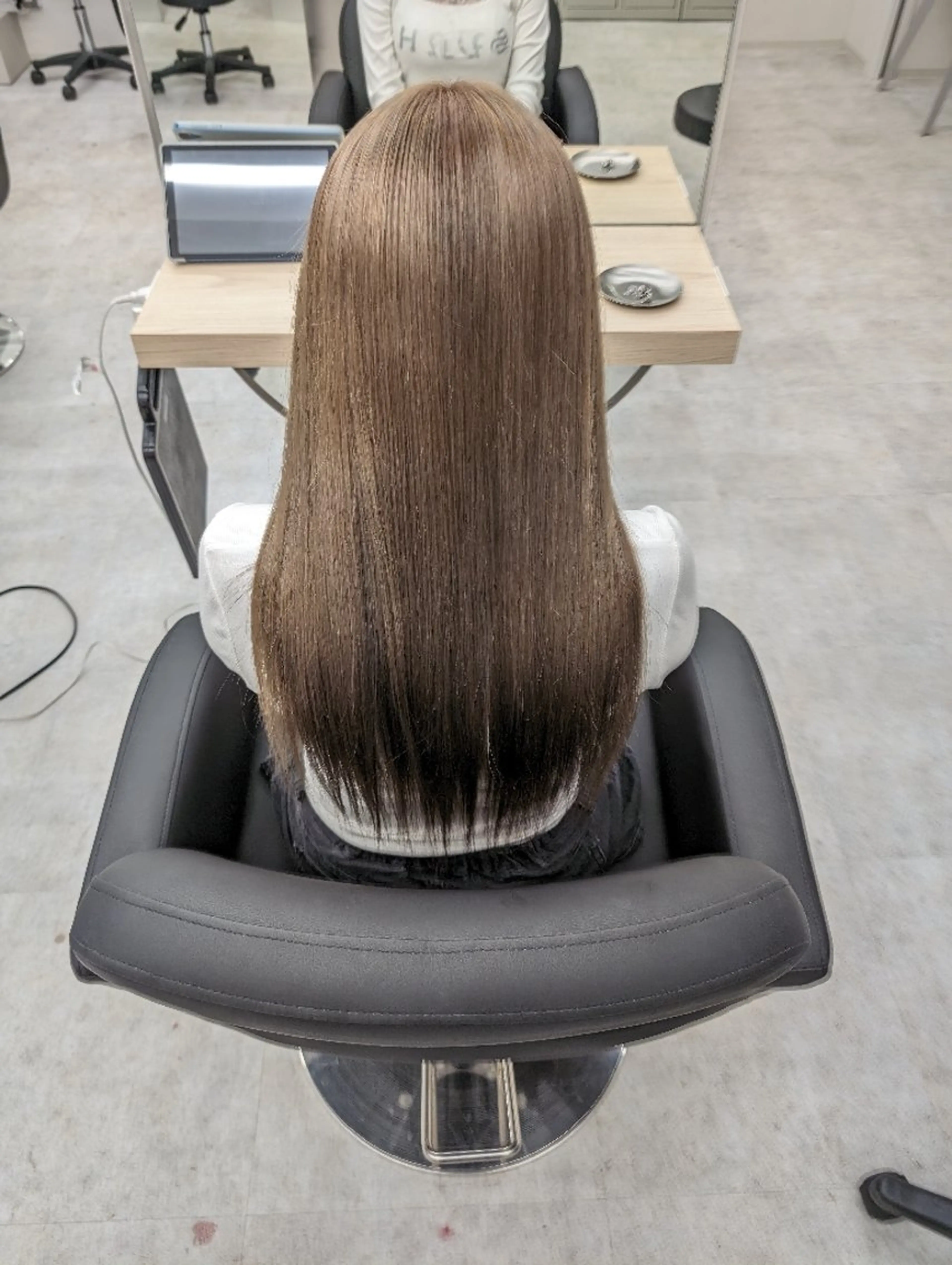 ロング カラー ベージュカラー ブリーチ ケアブリーチ ダブルカラー ミルクティーベージュ トリートメント ✨デザインカラー✨ 中澤秀章のヘアスタイル