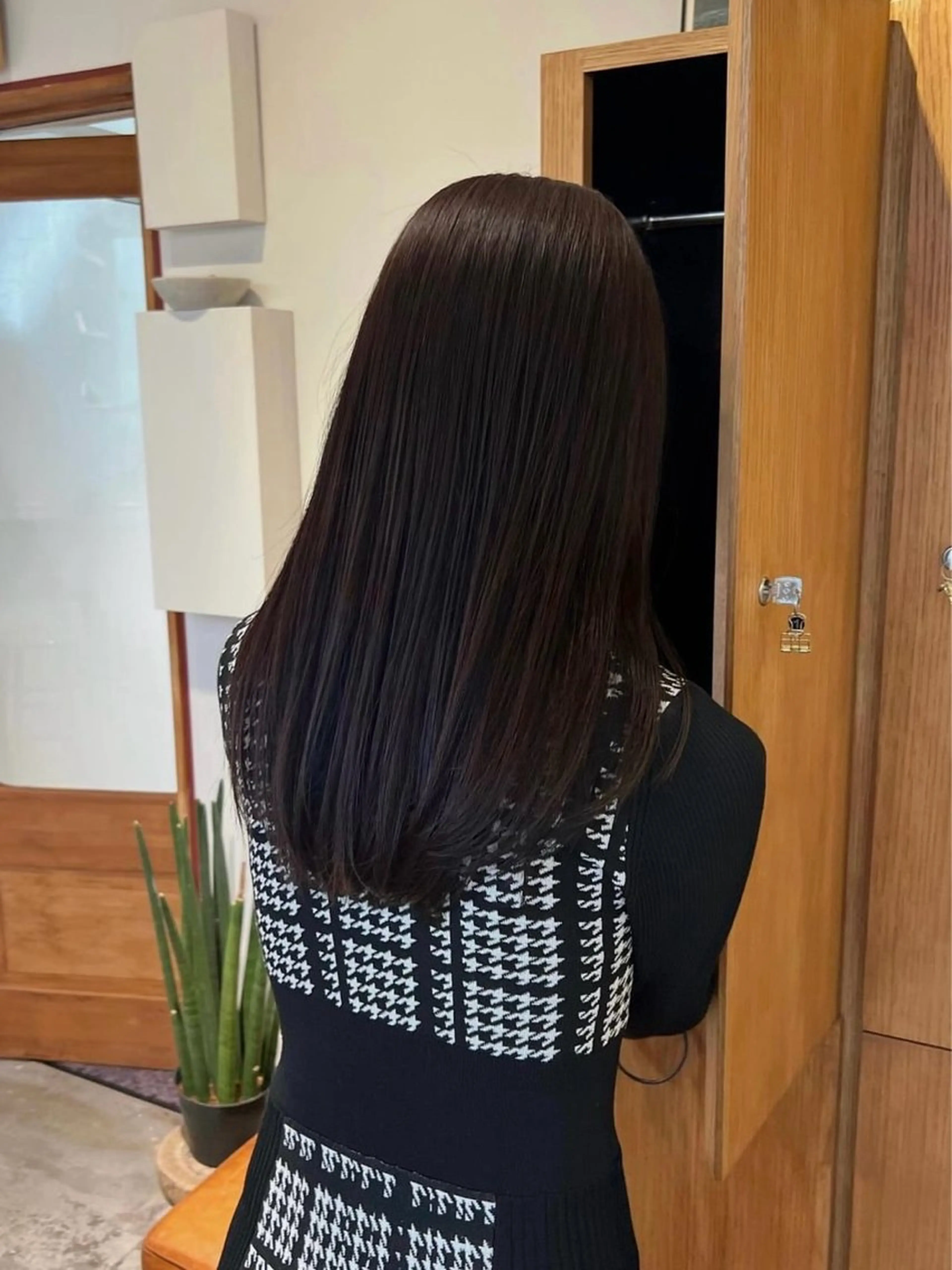 カラー aiko【艶カラー ・ミニモ年内で終了】のヘアスタイル