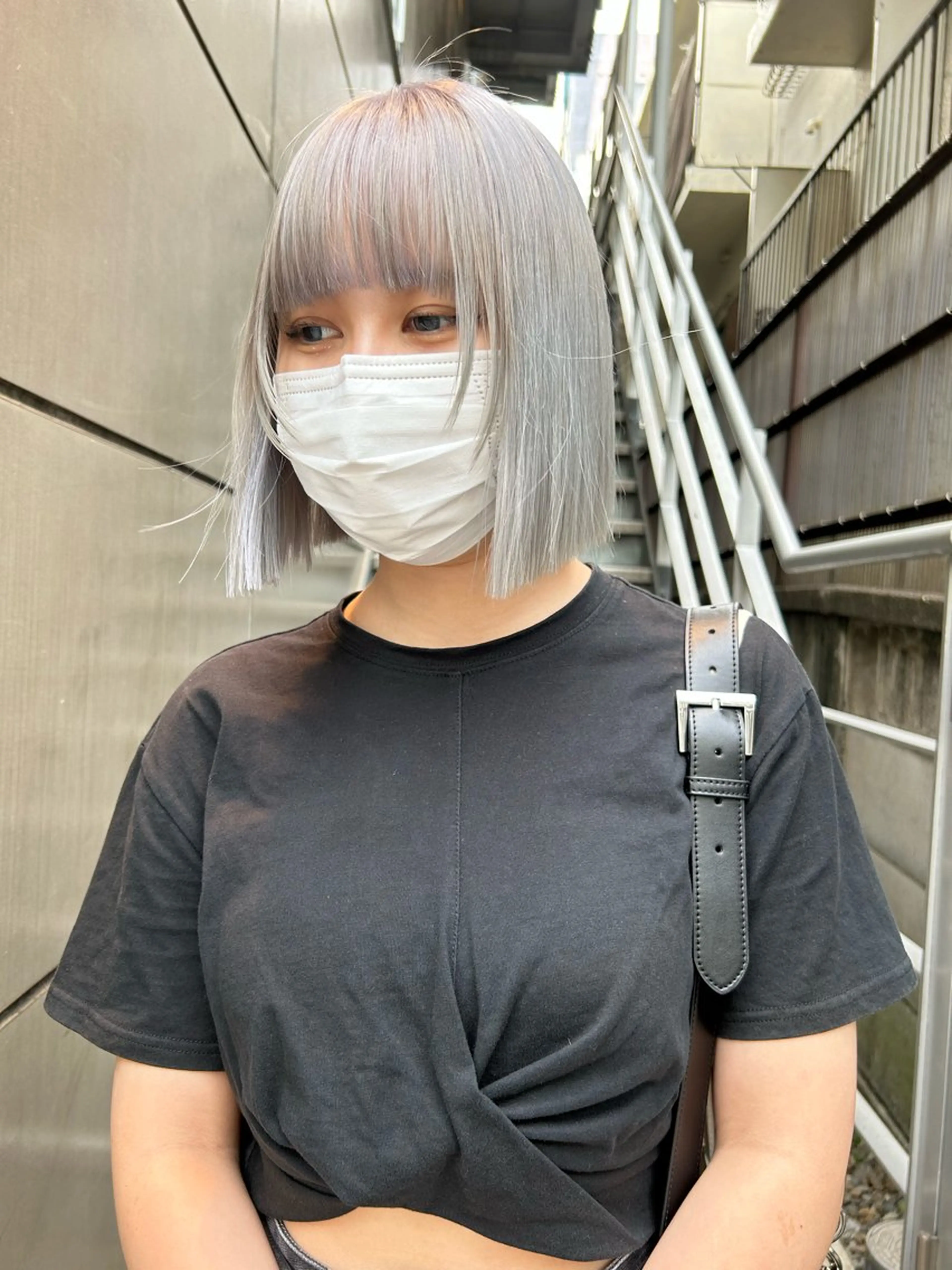 ミディアム カラー メンズ シルバー カット ヘアカラー トリートメント 🧸艶々韓国ヘア 🧁mizunaのヘアスタイル