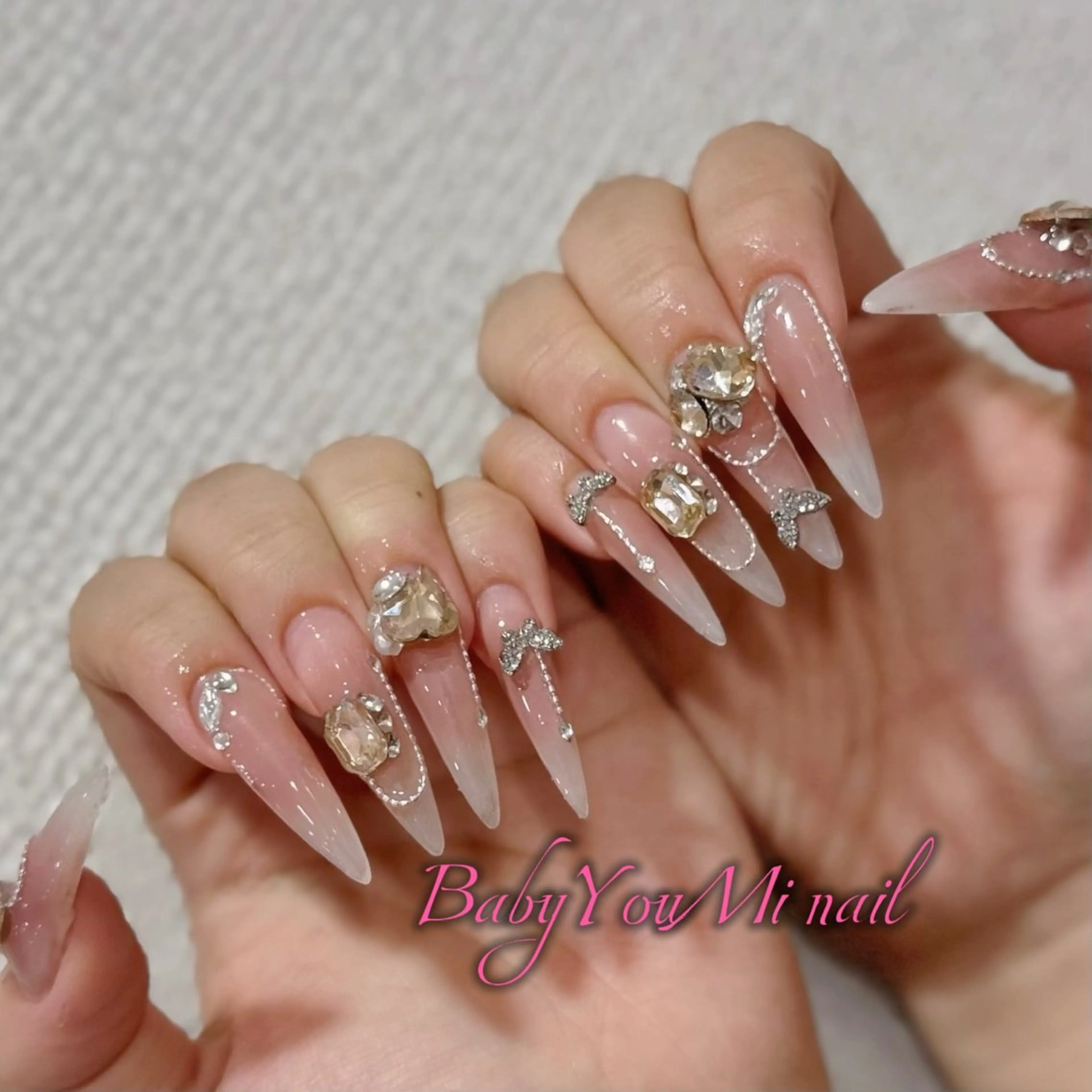 ネイル オーロラネイル フラワーネイル フットネイル フレンチネイル ジェルネイル ハンドネイル BabyYouMi ねねのネイルデザイン