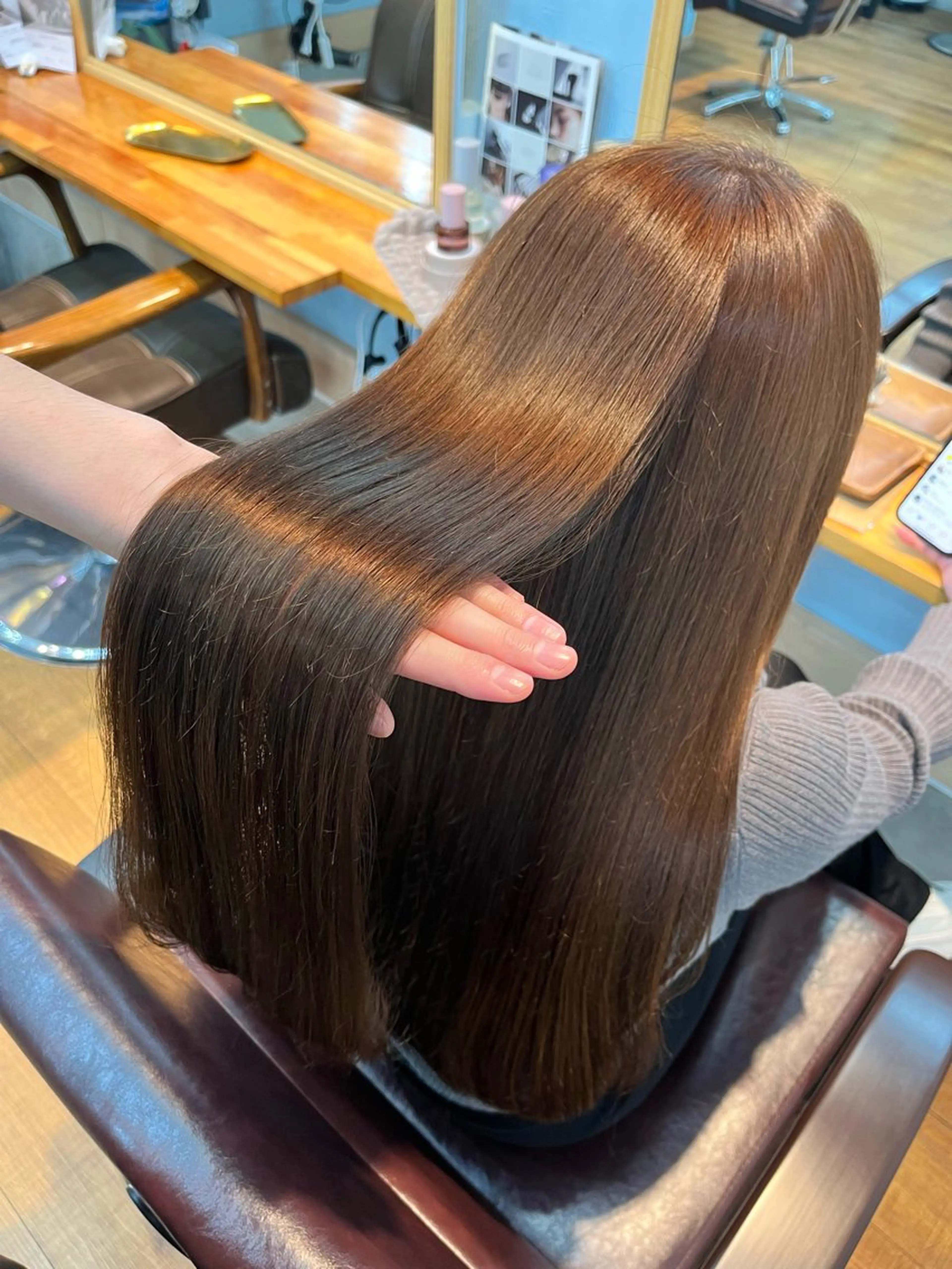 ロング カラー ダブルカラー インナーカラー 髪質改善 ヘアカラー トリートメント ヘッドスパ 🫧艶髪デザイナー 🫧白石航汰のヘアスタイル