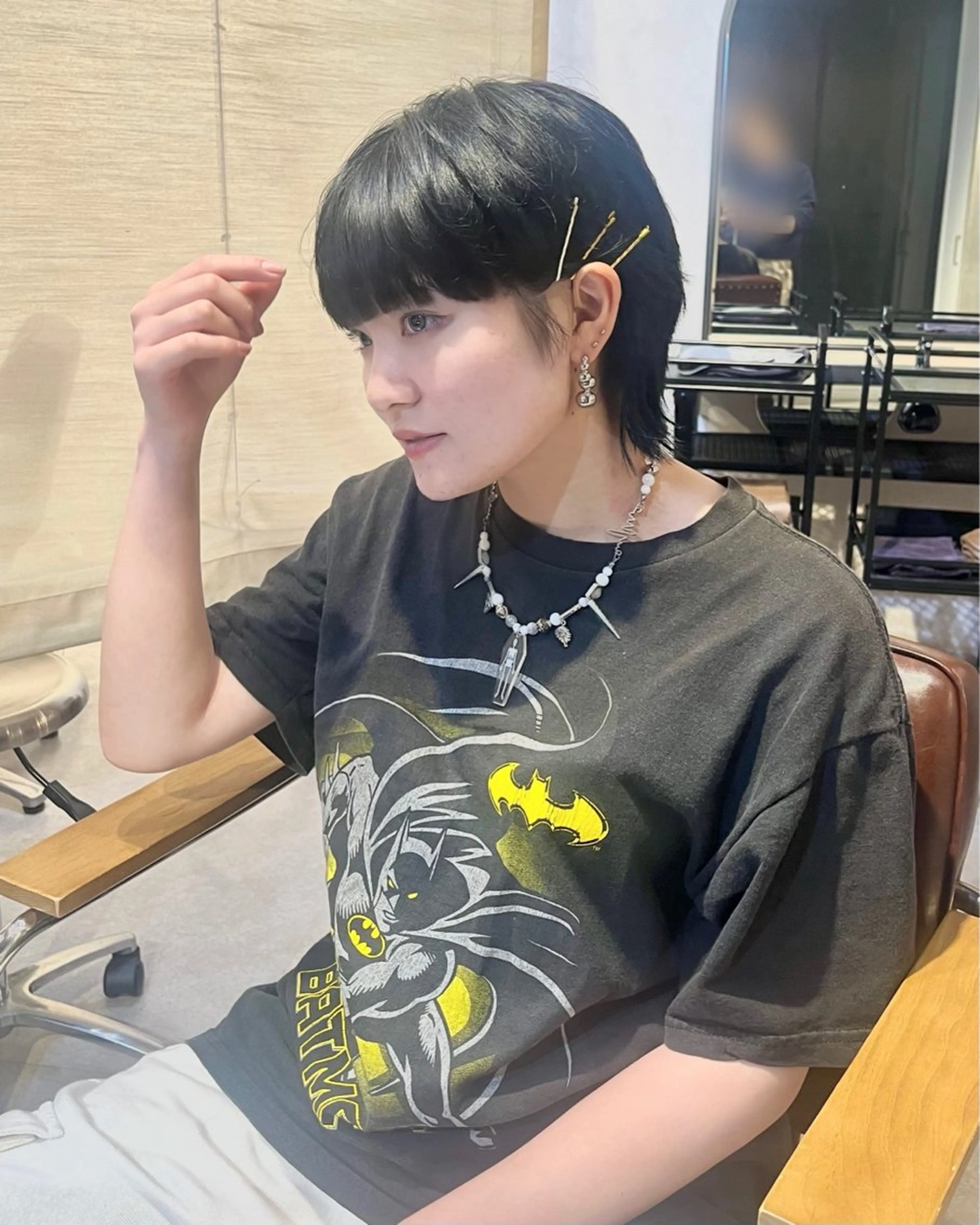 ショート カラー 黒髪 ブルーカラー ブルーブラック 山村 野々羽のヘアスタイル