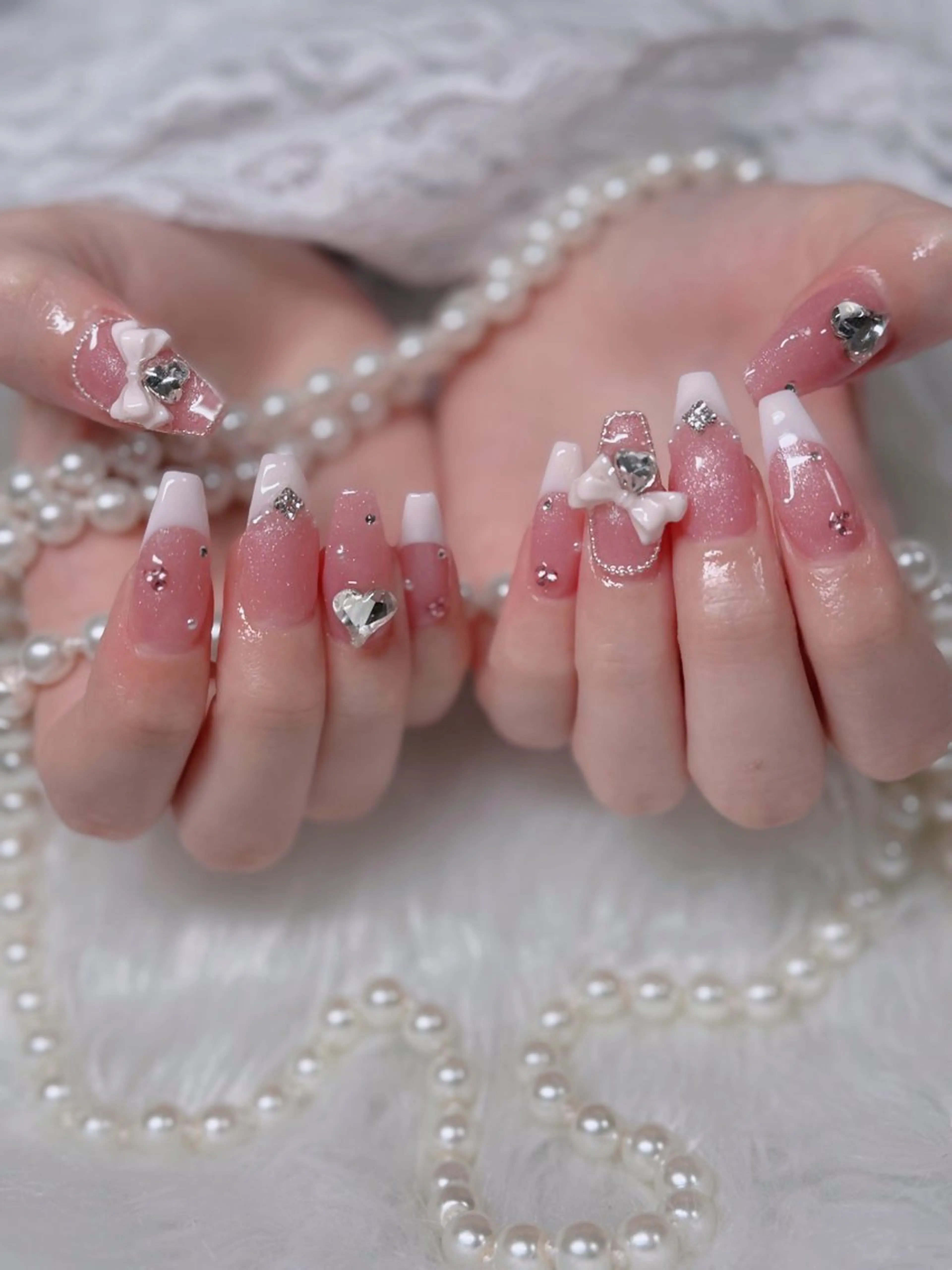 ネイル フレンチネイル ジェルネイル ハロウィン キラキラネイル 韓国ネイル ハンドネイル H.baby Nail Salonのネイルデザイン
