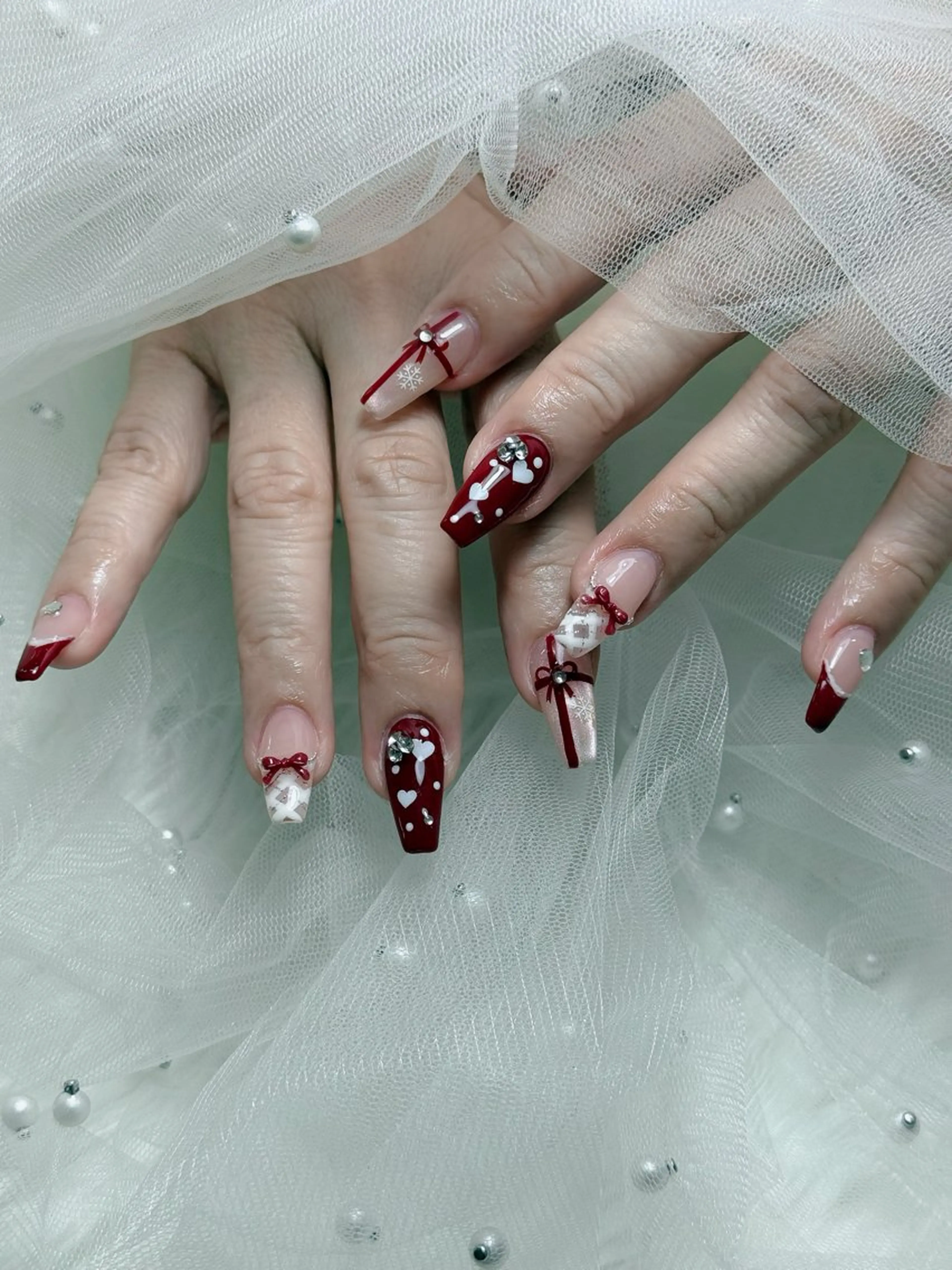 ネイル オーロラネイル チークネイル フットネイル フレンチネイル 韓国ネイル ハンドネイル Lumi Nailのネイルデザイン