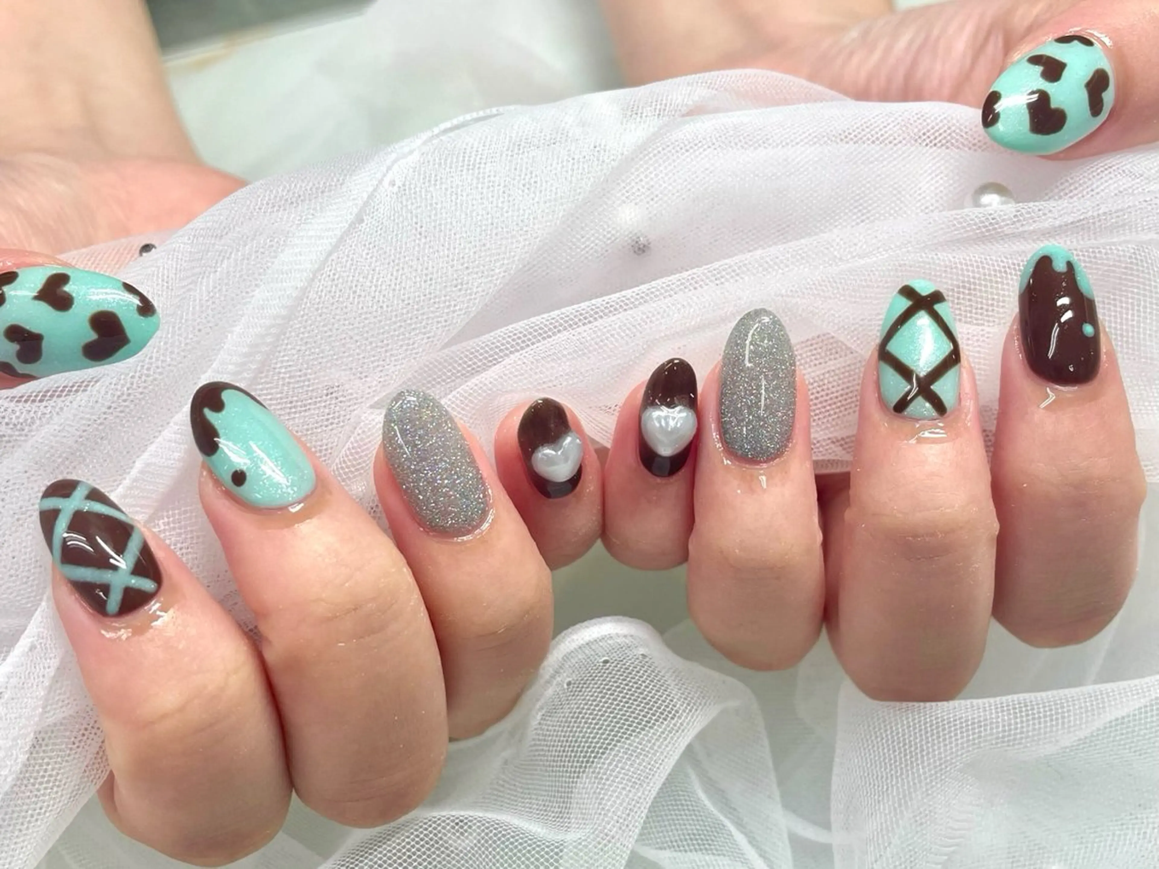 ネイル アートネイル ジェルネイル マグネットネイル 持ち込み パラジェル ハンドネイル Nail Neige🐈🌙のネイルデザイン