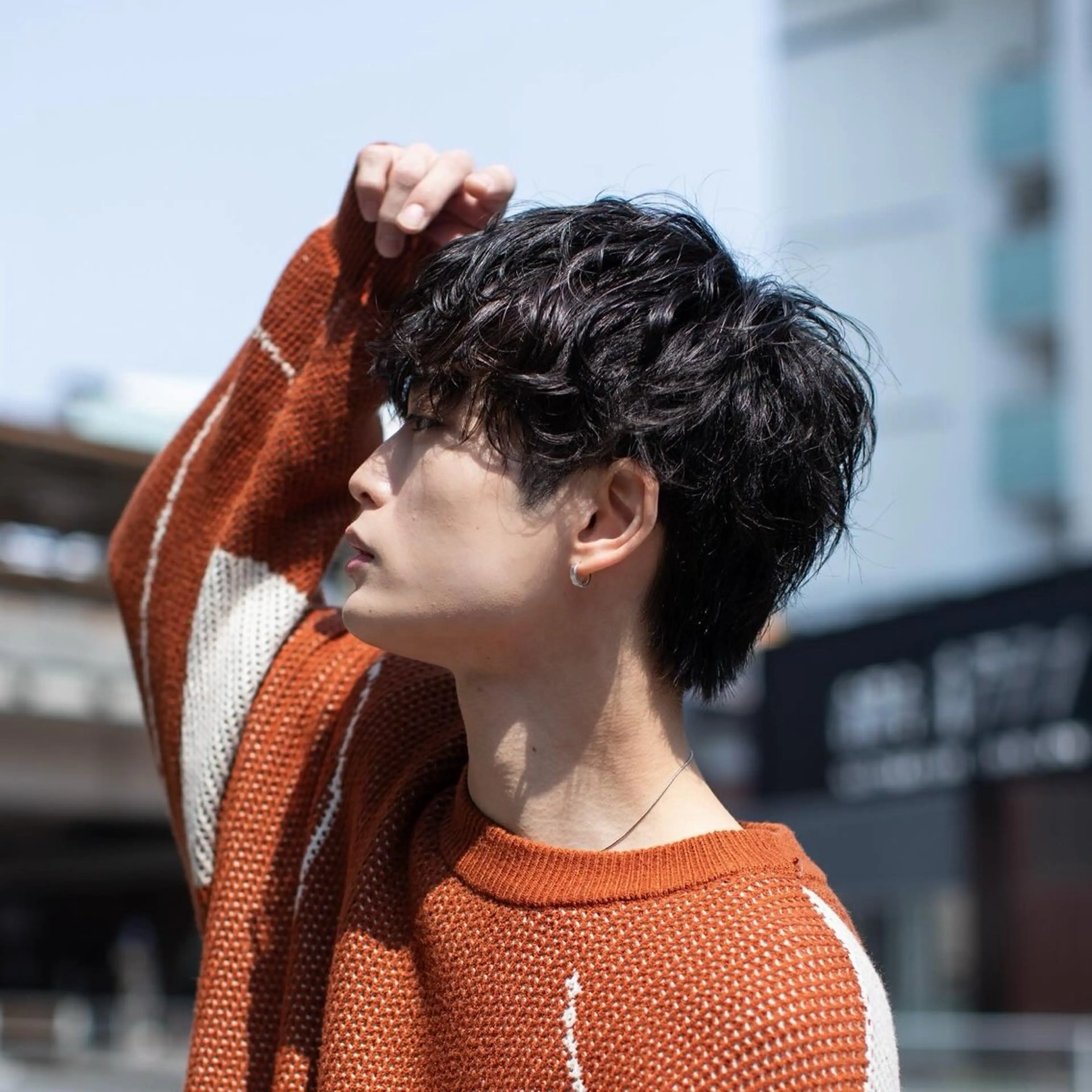 ショート カラー パーマ メンズ 【シャドウパーマ センターパート】義心のヘアスタイル