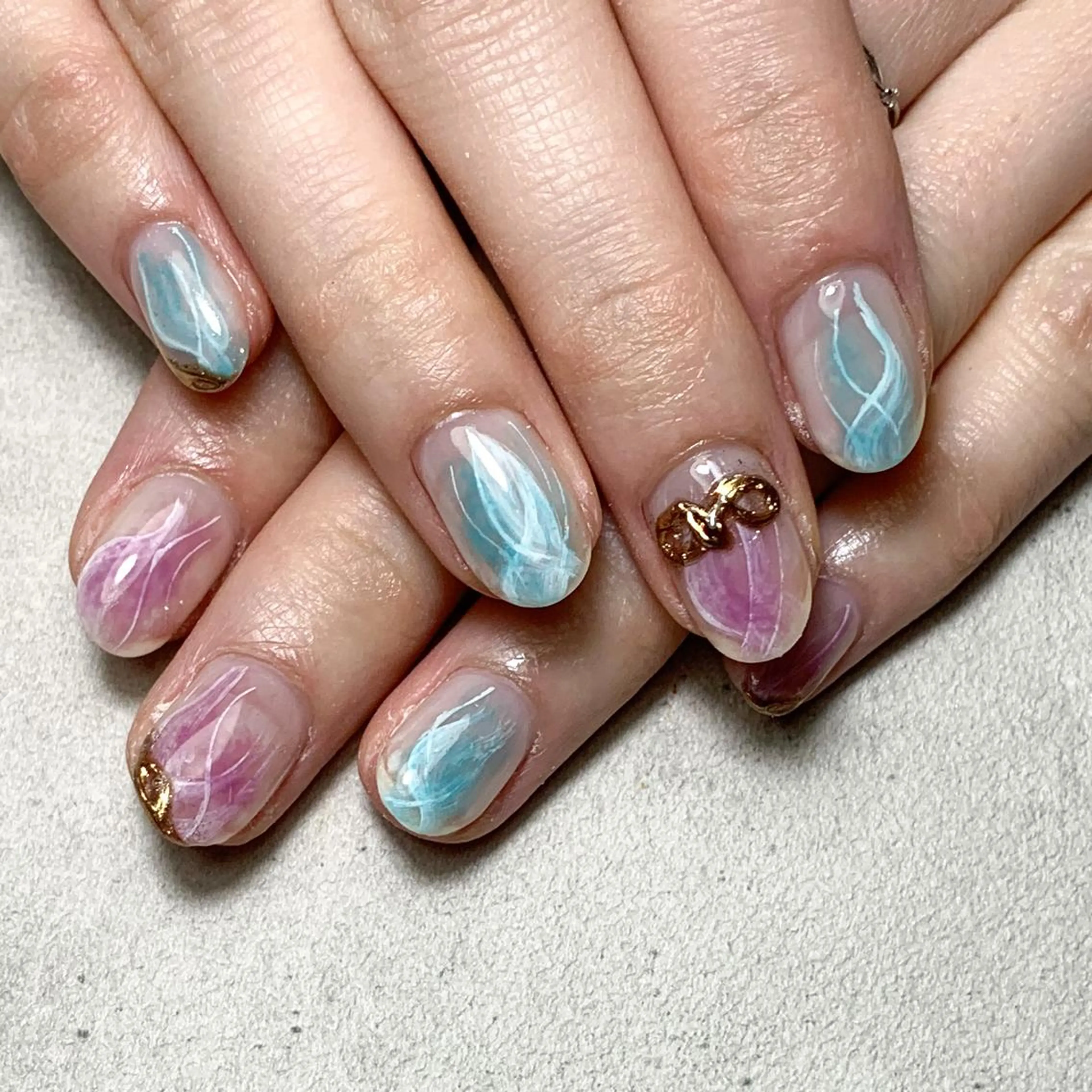 ネイル ハンドネイル atelier　FIORITURA所属・FIORITURA aiのネイルデザイン