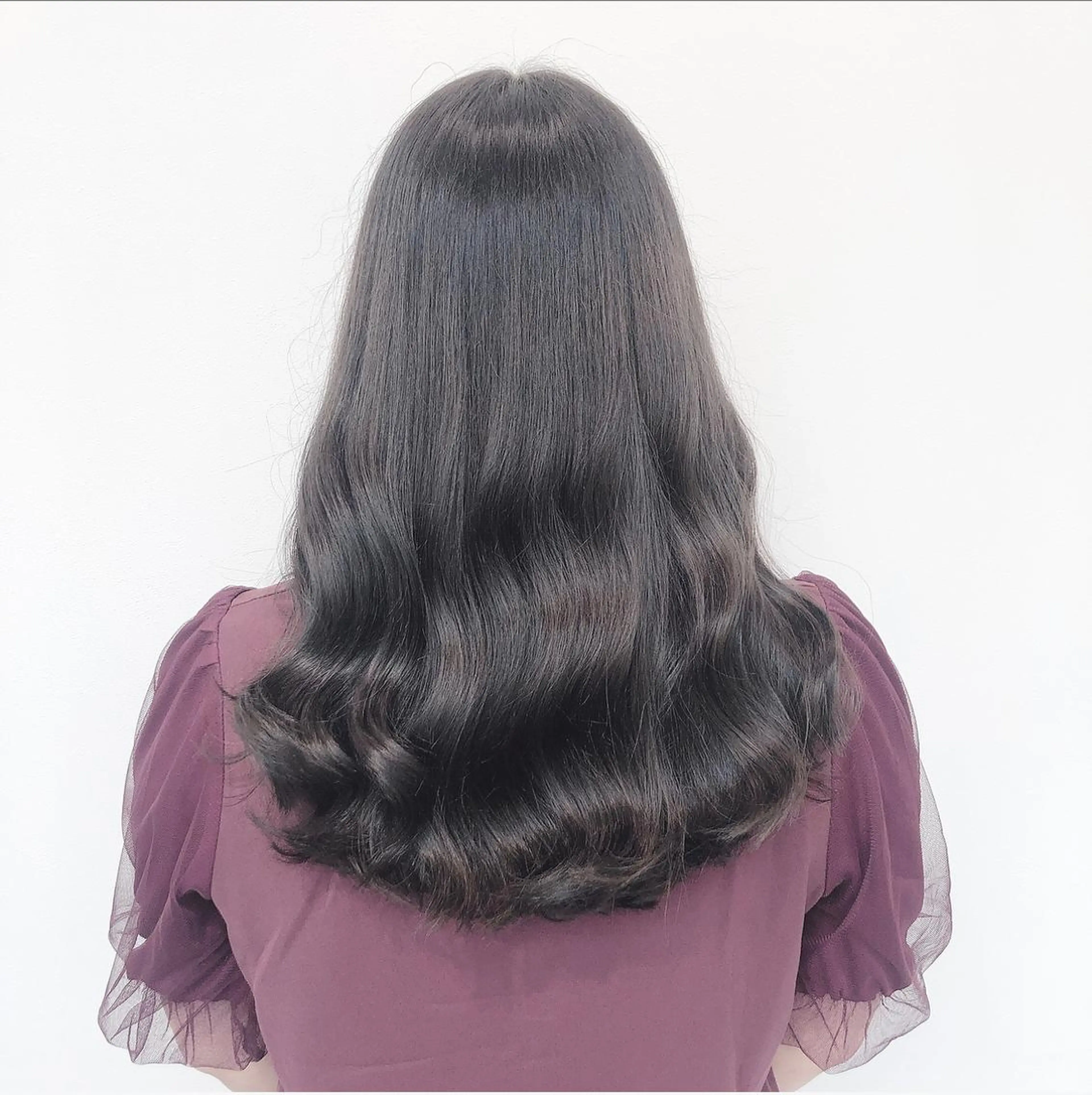 カラー トレンドカラー MAHOのヘアスタイル