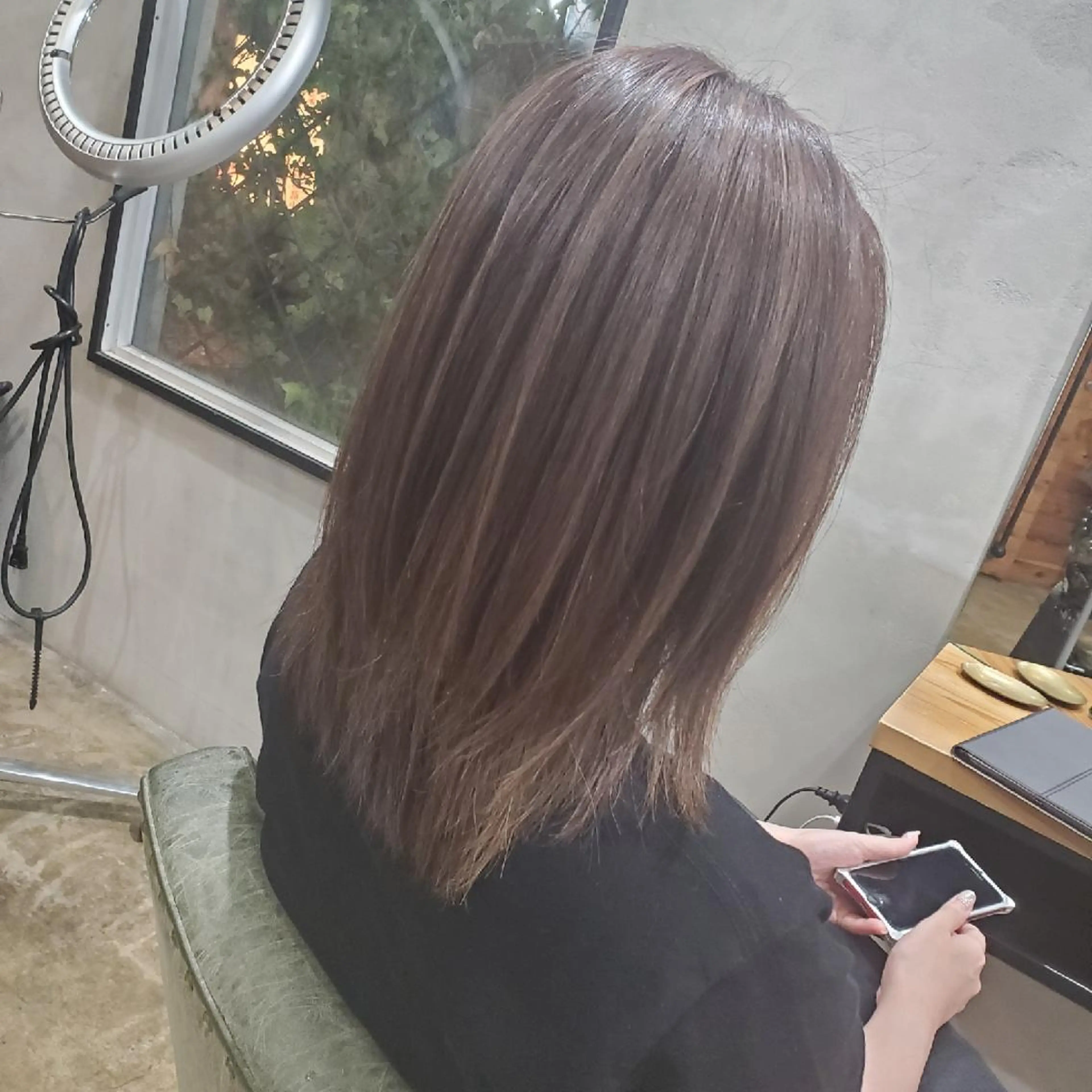 ミディアム カラー Le Lien カジのヘアスタイル