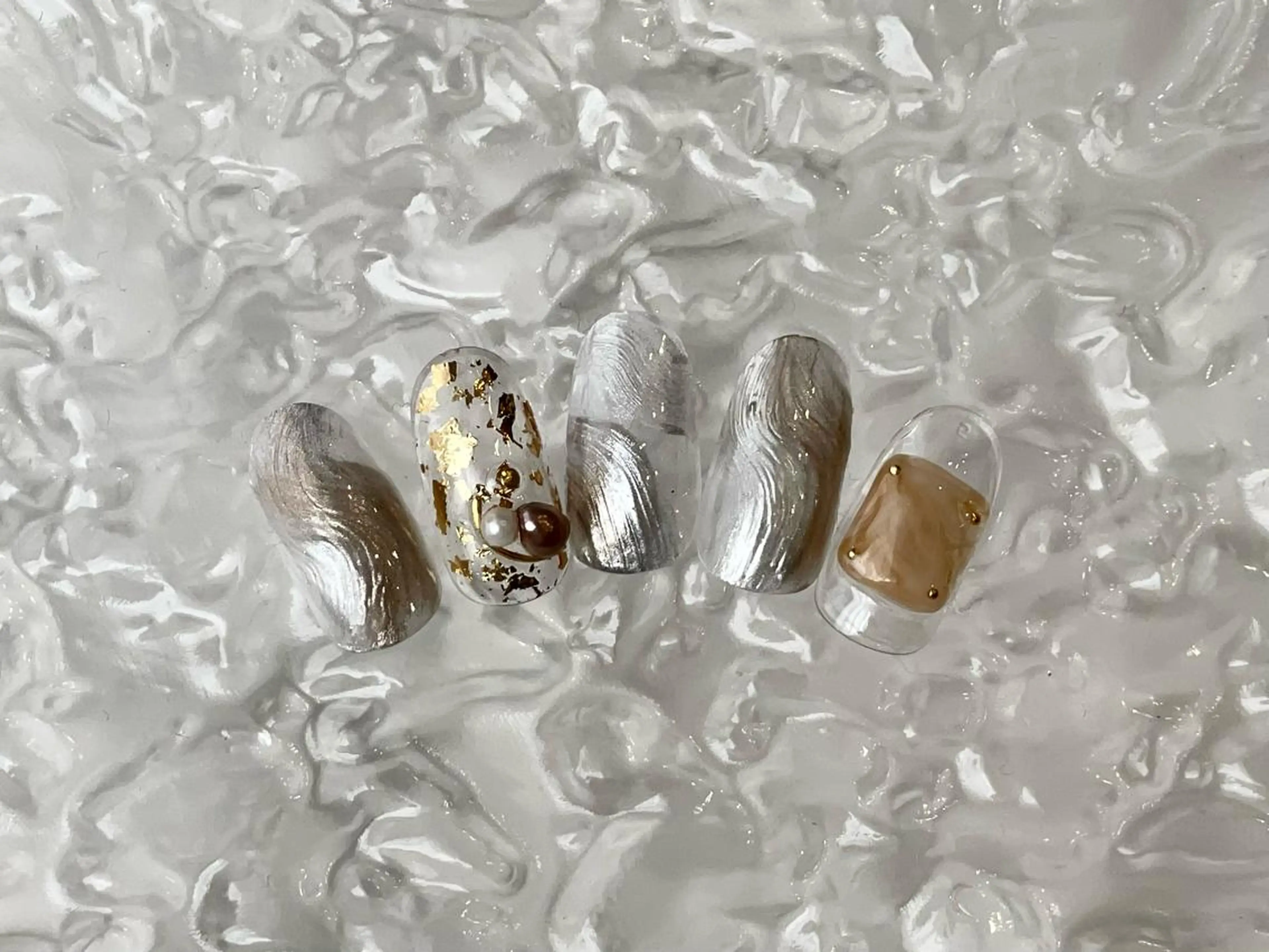 ネイル アートネイル ジェルネイル ニュアンスネイル オフィスネイル シンプルネイル ハンドネイル kinjo yuaのネイルデザイン