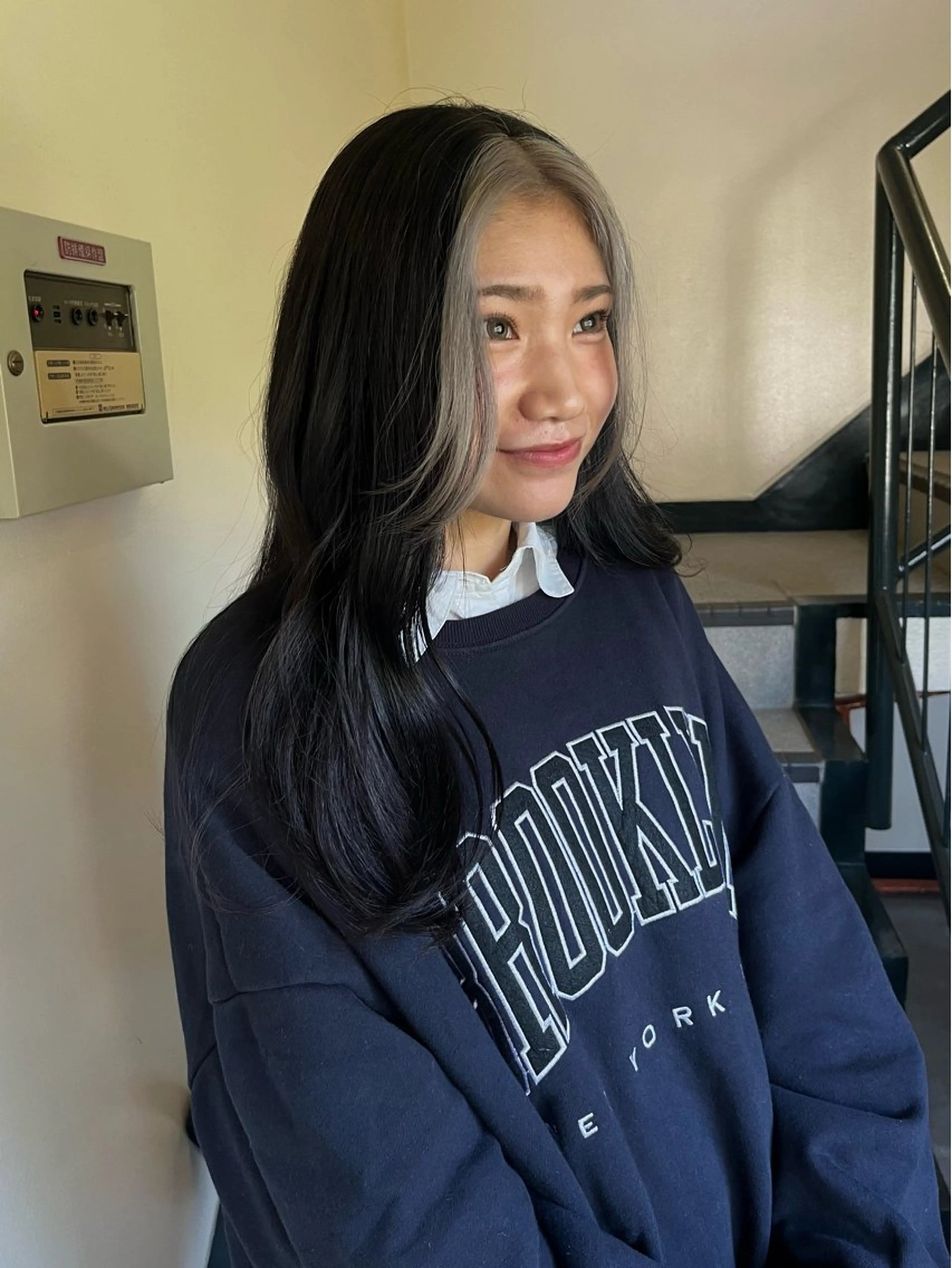 ロング ヘアカラー トリートメント ☀️コミヤマミユ☀️ /パーマ/ハイトーンのヘアスタイル