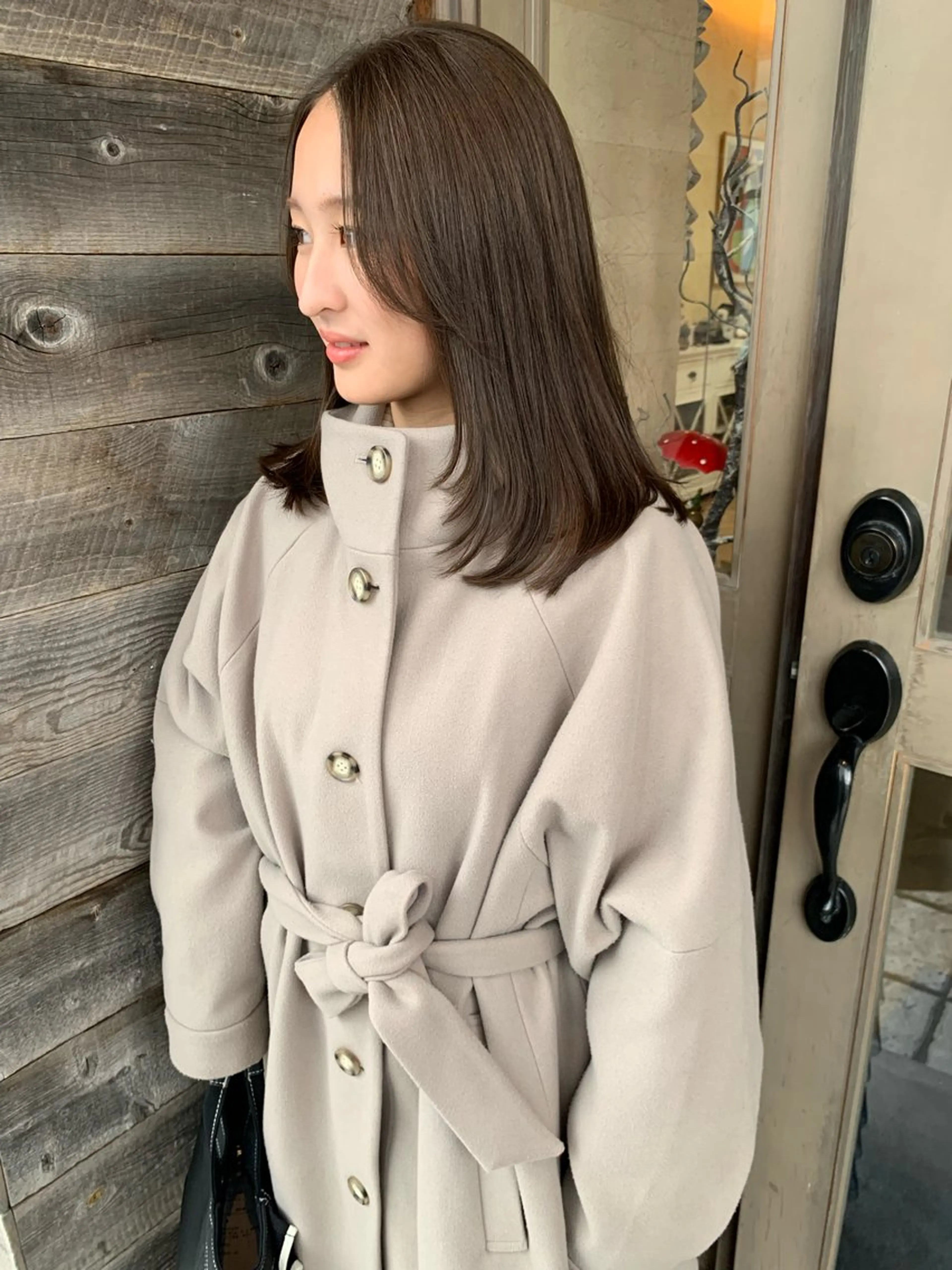 ミディアム ミディアムレイヤー レイヤーカット longtemps所属・カワサキ マホのヘアスタイル