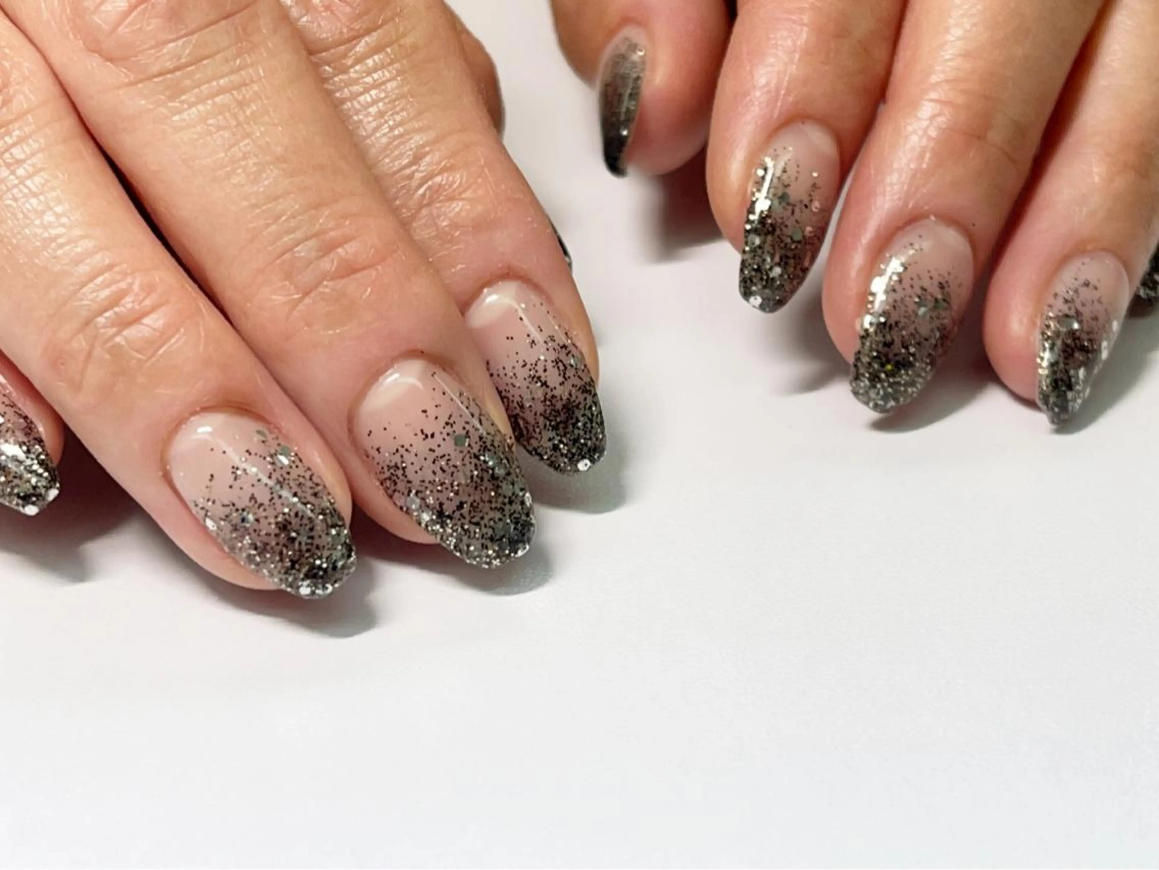 ラメグラデーション🌼オフありの写真