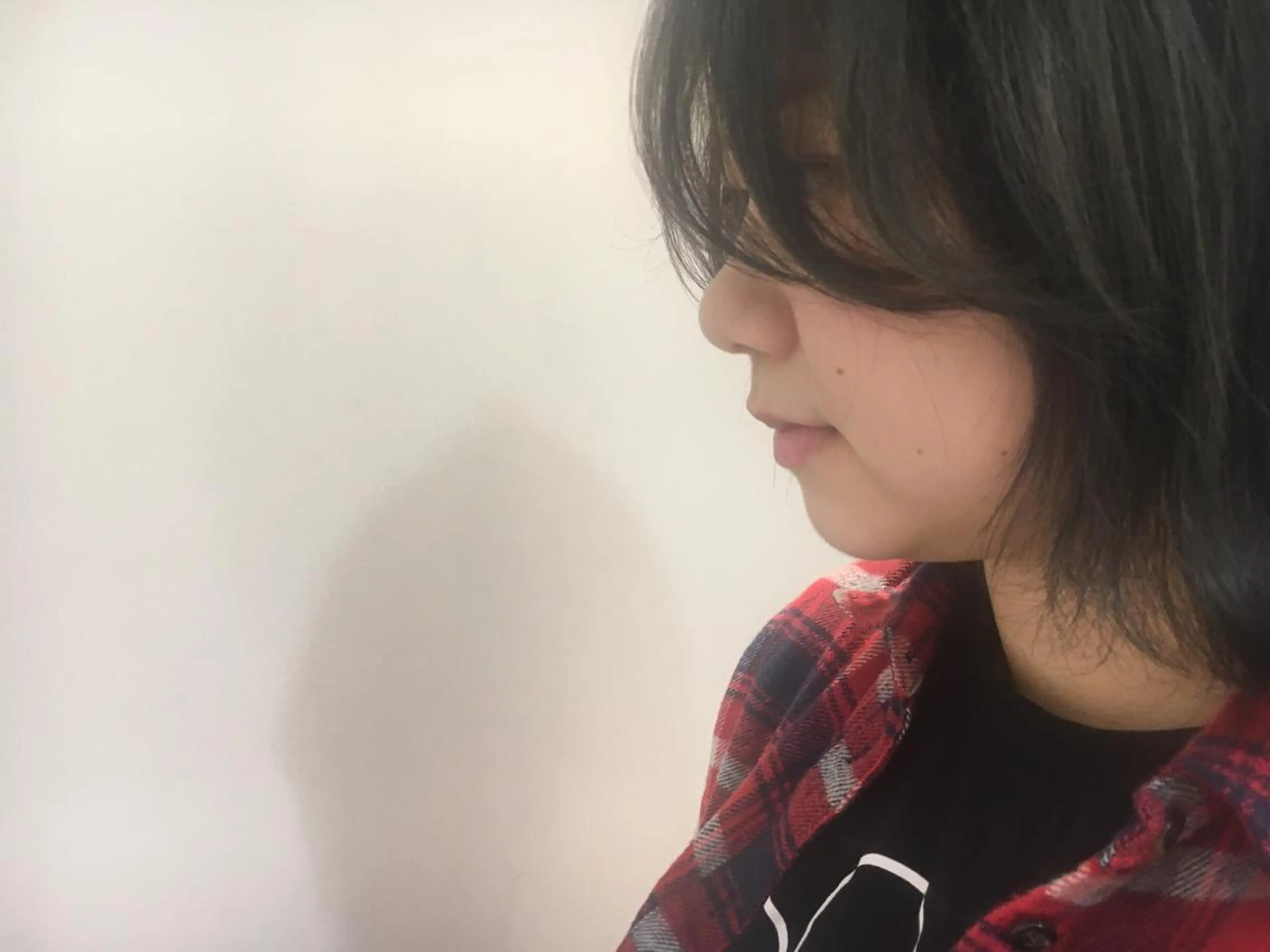 ミディアム カラー グレージュ 江原 彩華のヘアスタイル