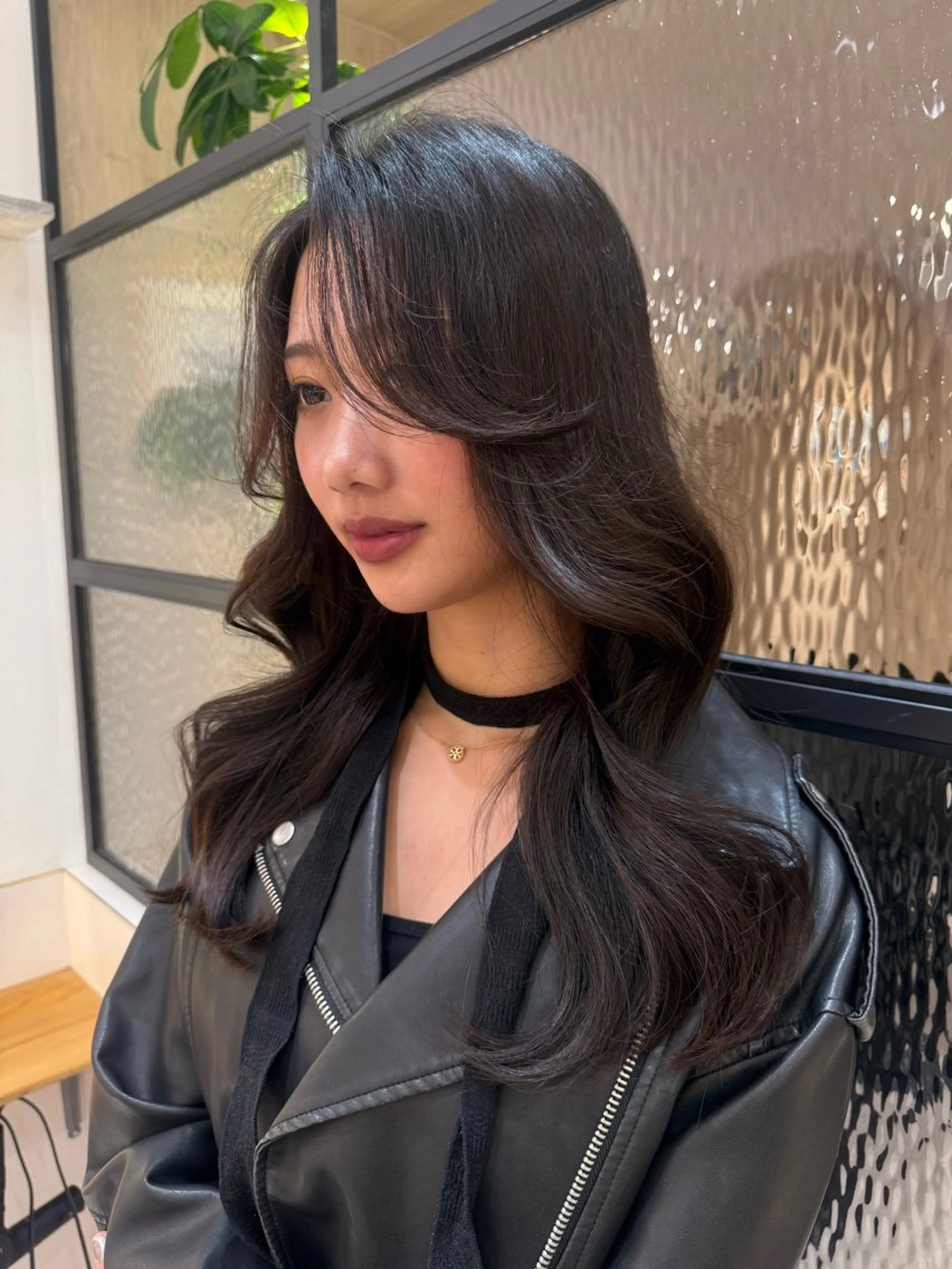 ロング レイヤーカット 髪質改善サロン　sea shinjuku所属・新宿/韓国風レイヤー /艶カラーRionaのヘアスタイル