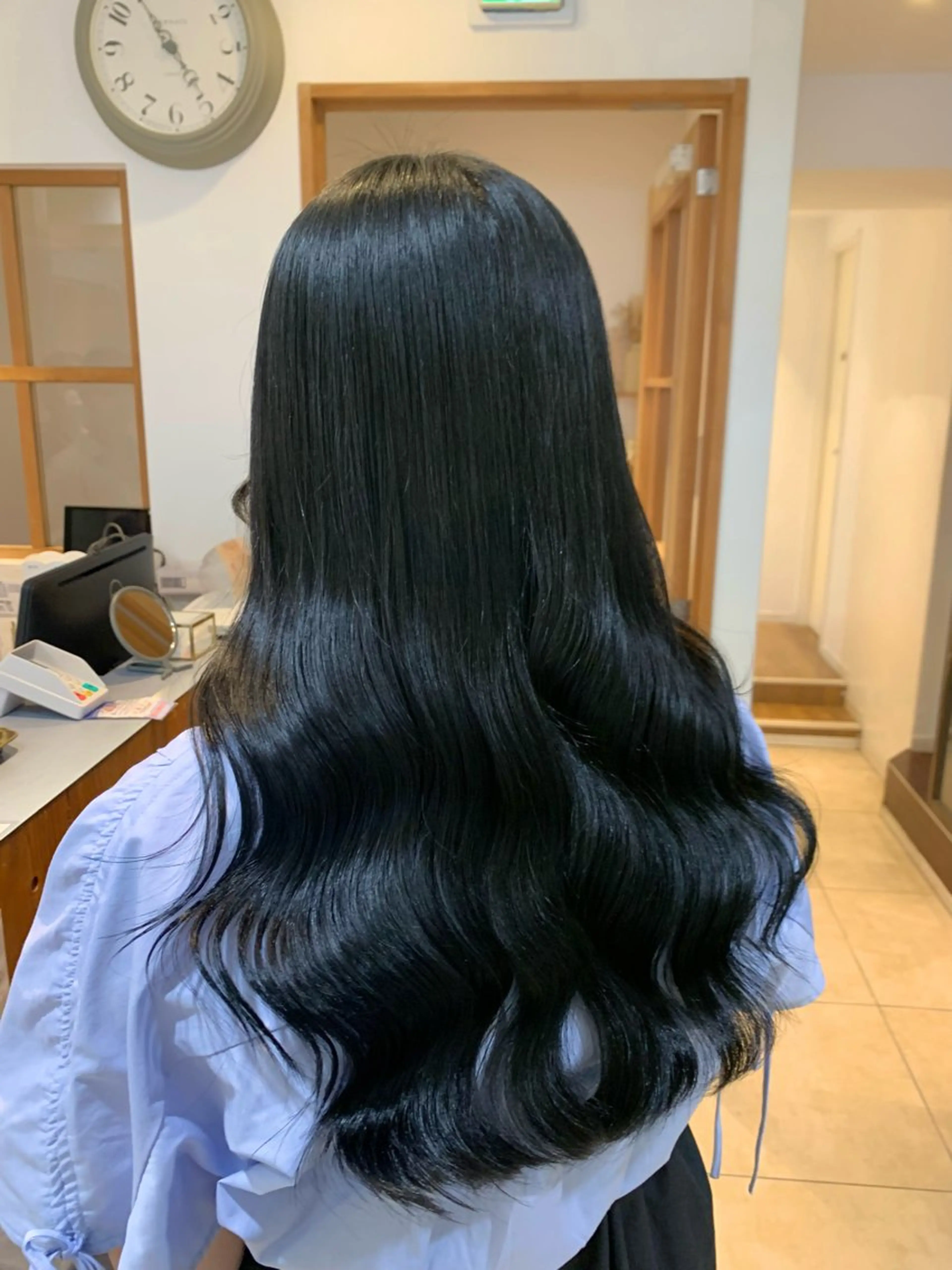 ロング ヘアカラー 庄司 沙羅のヘアスタイル