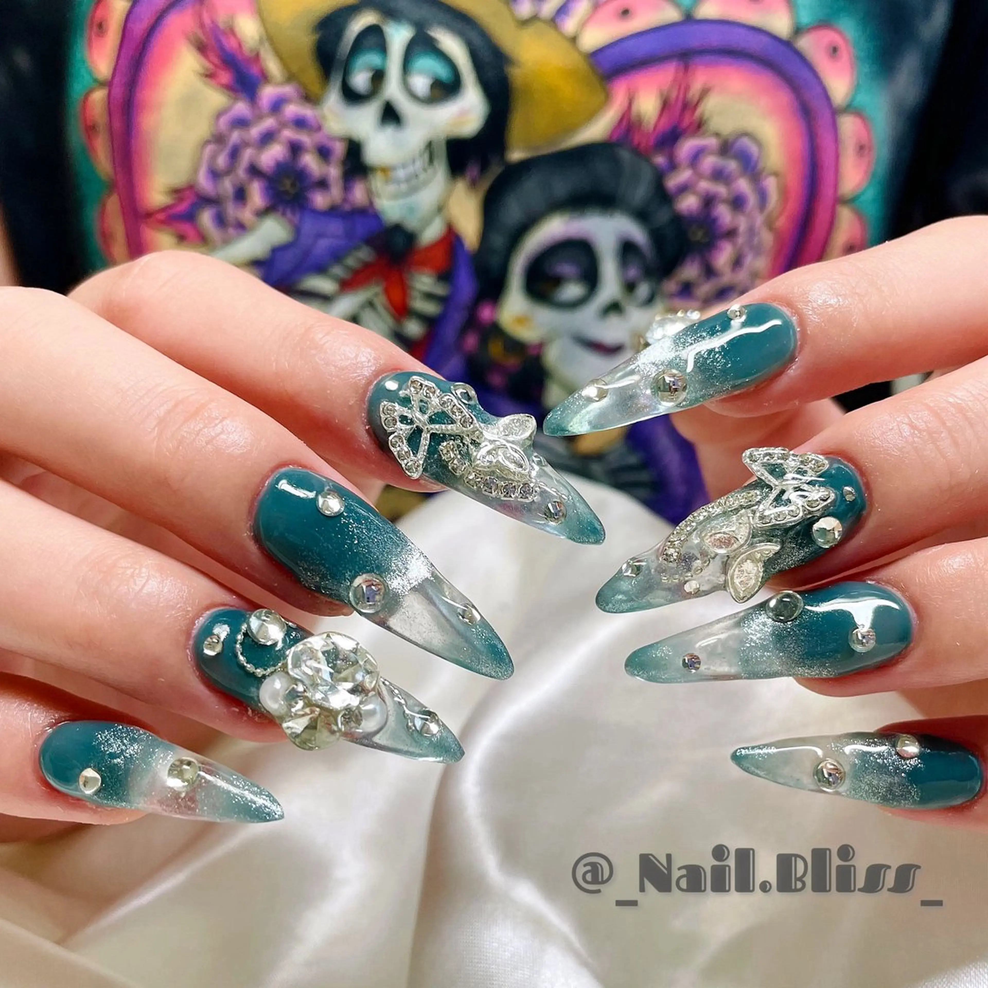 ネイル マグネットネイル 持ち込み スカルプネイル ハンドネイル NAIL BLISSのネイルデザイン