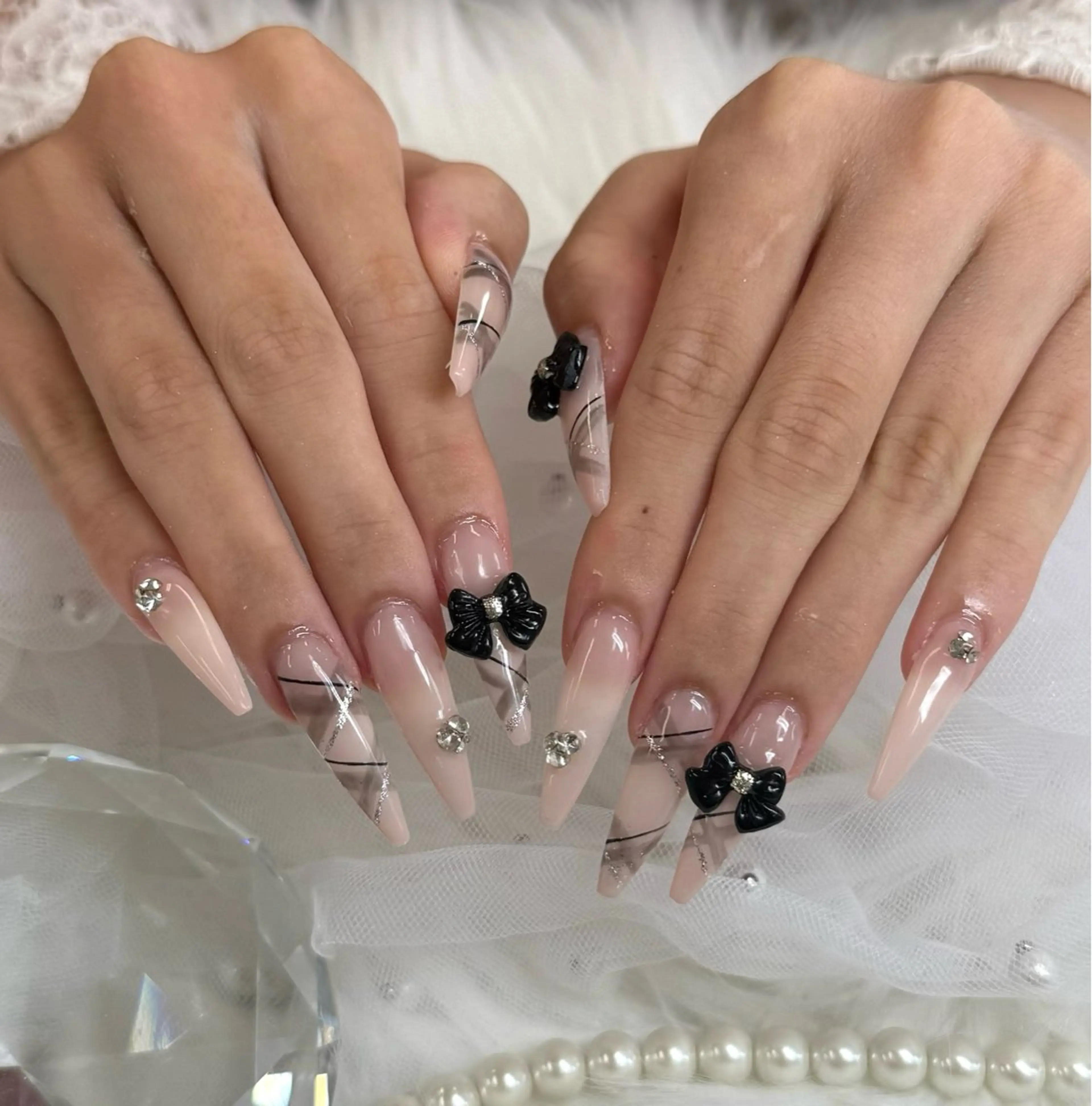 ネイル ハンドネイル EmaNail 枚方店所属・emanail枚方店 yumaのネイルデザイン