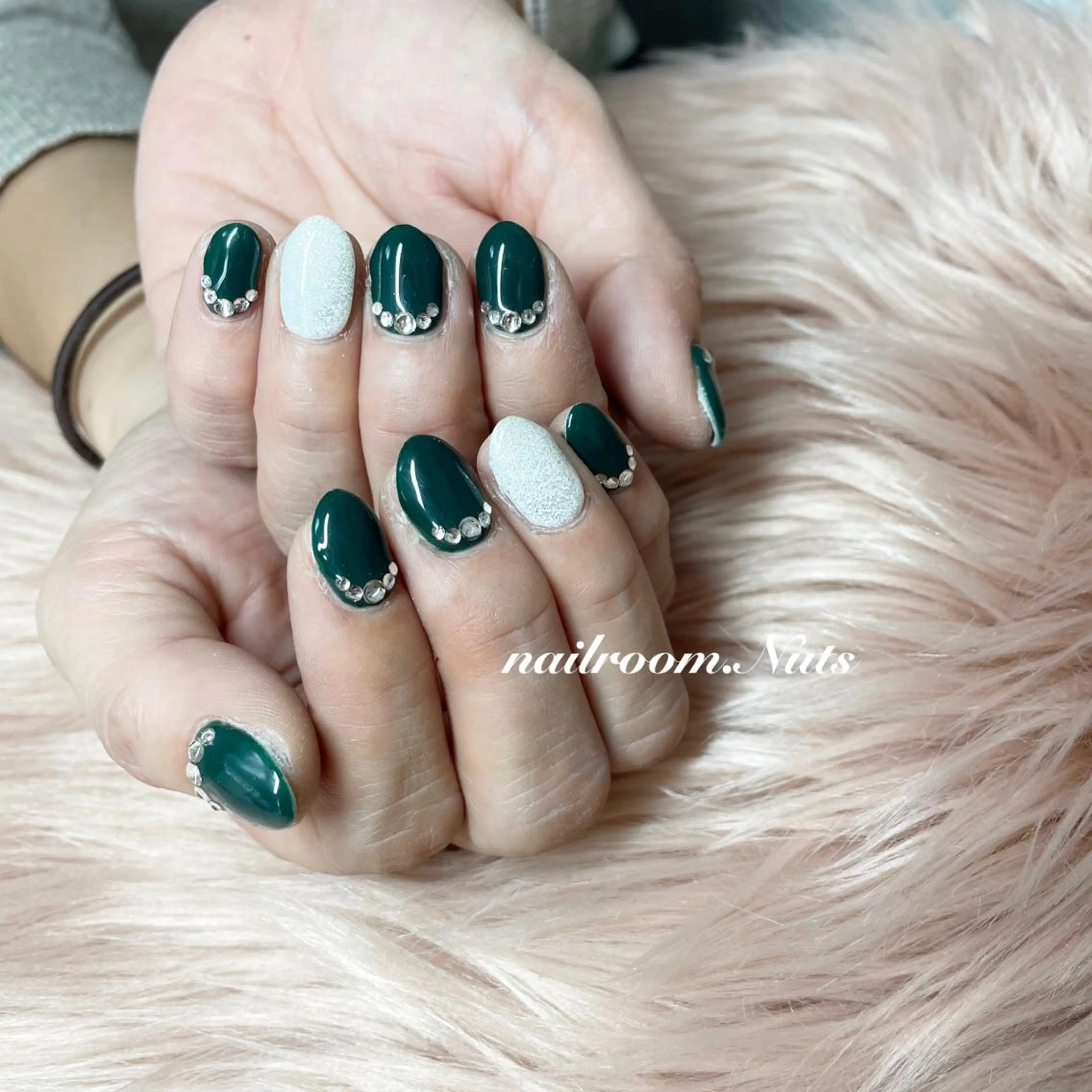 ネイル nailsalon Nutsのネイルデザイン