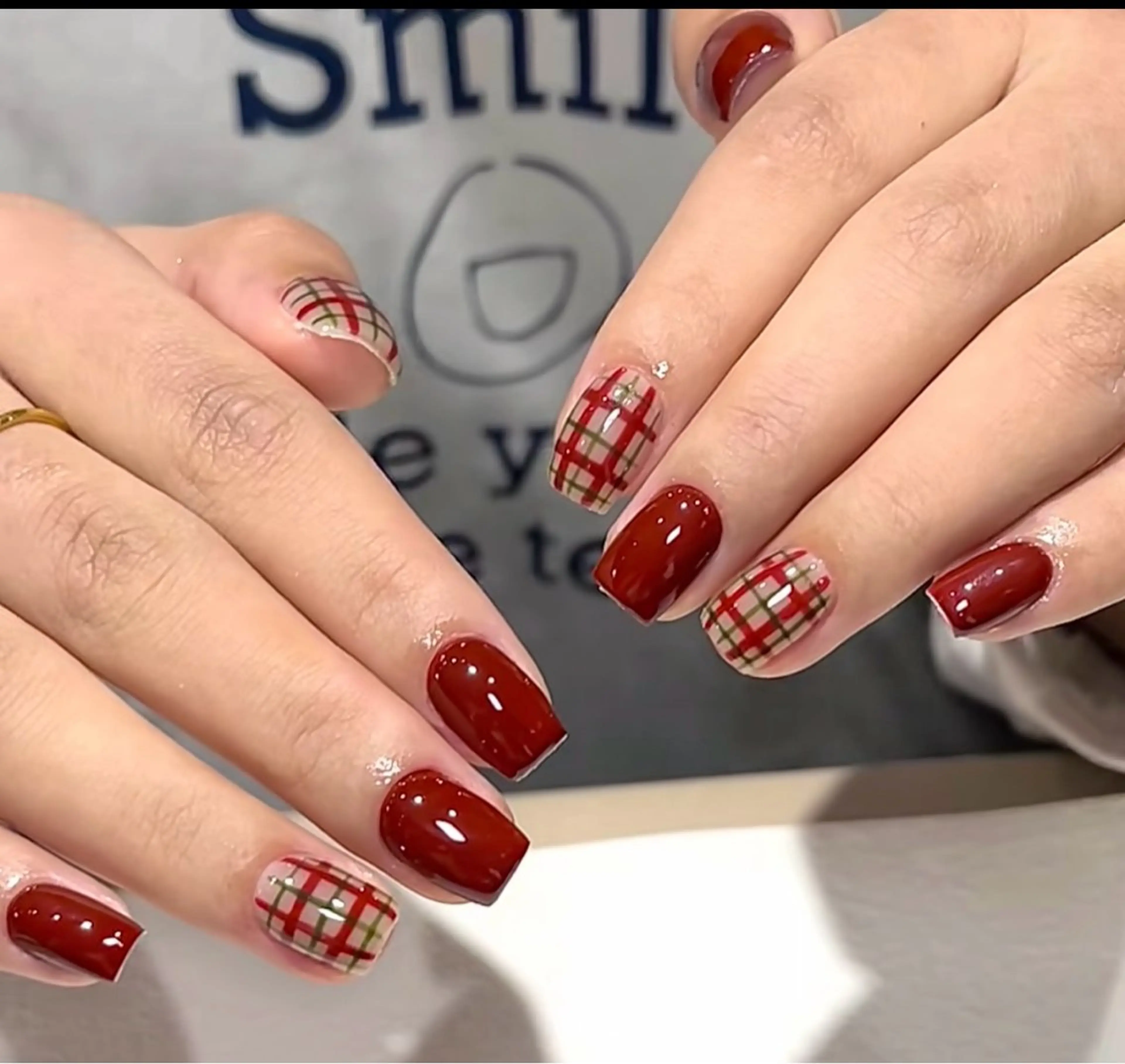 ふんわりチェックネイル💅【秋冬限定】アレンジ可能🉑の写真