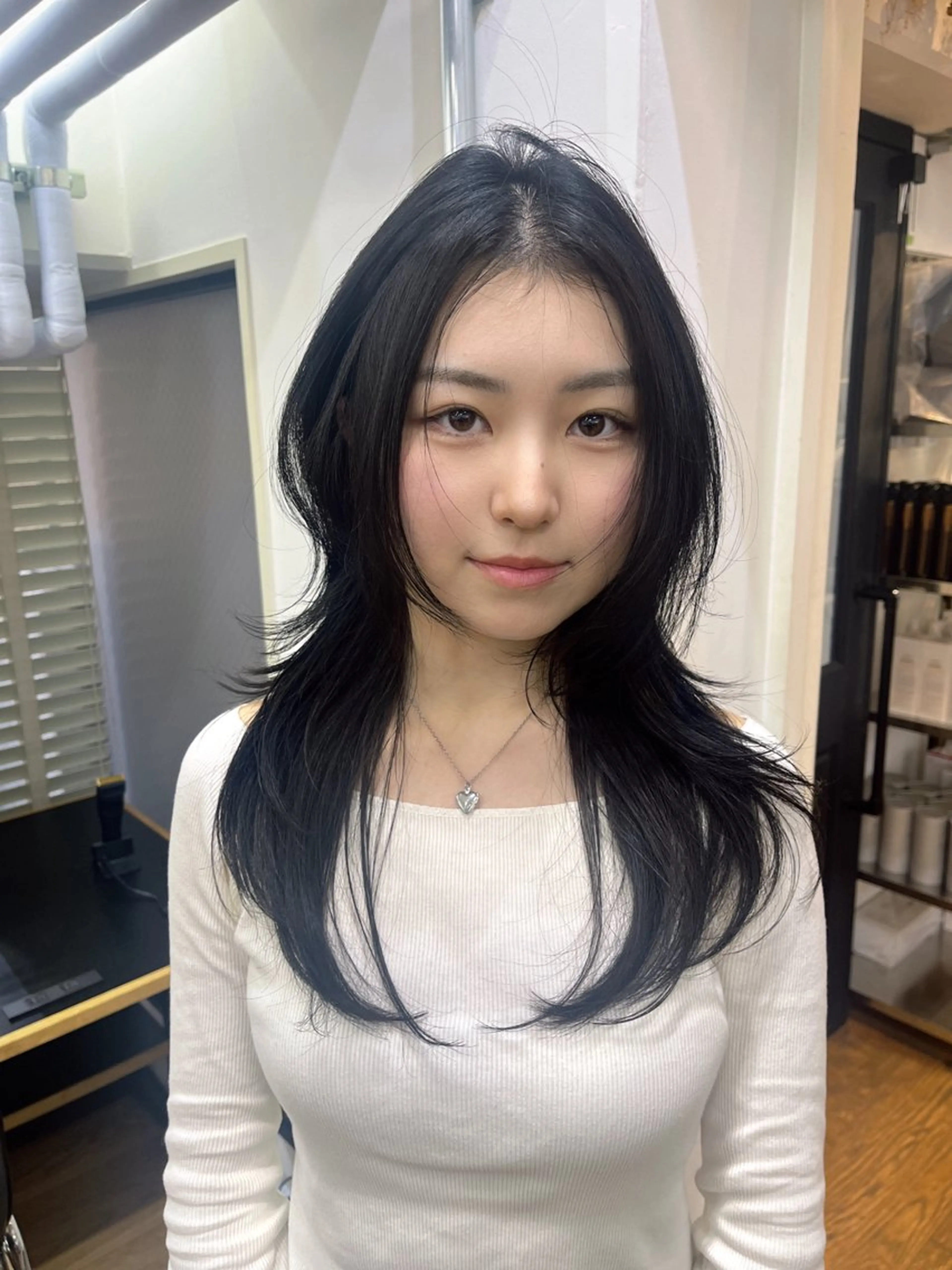 【🗽人気𝐍𝐨.𝟏‎✮⋆꙳】韓国レイヤーカット✖️ケアカラー➕シャンプースタイリング込みの写真