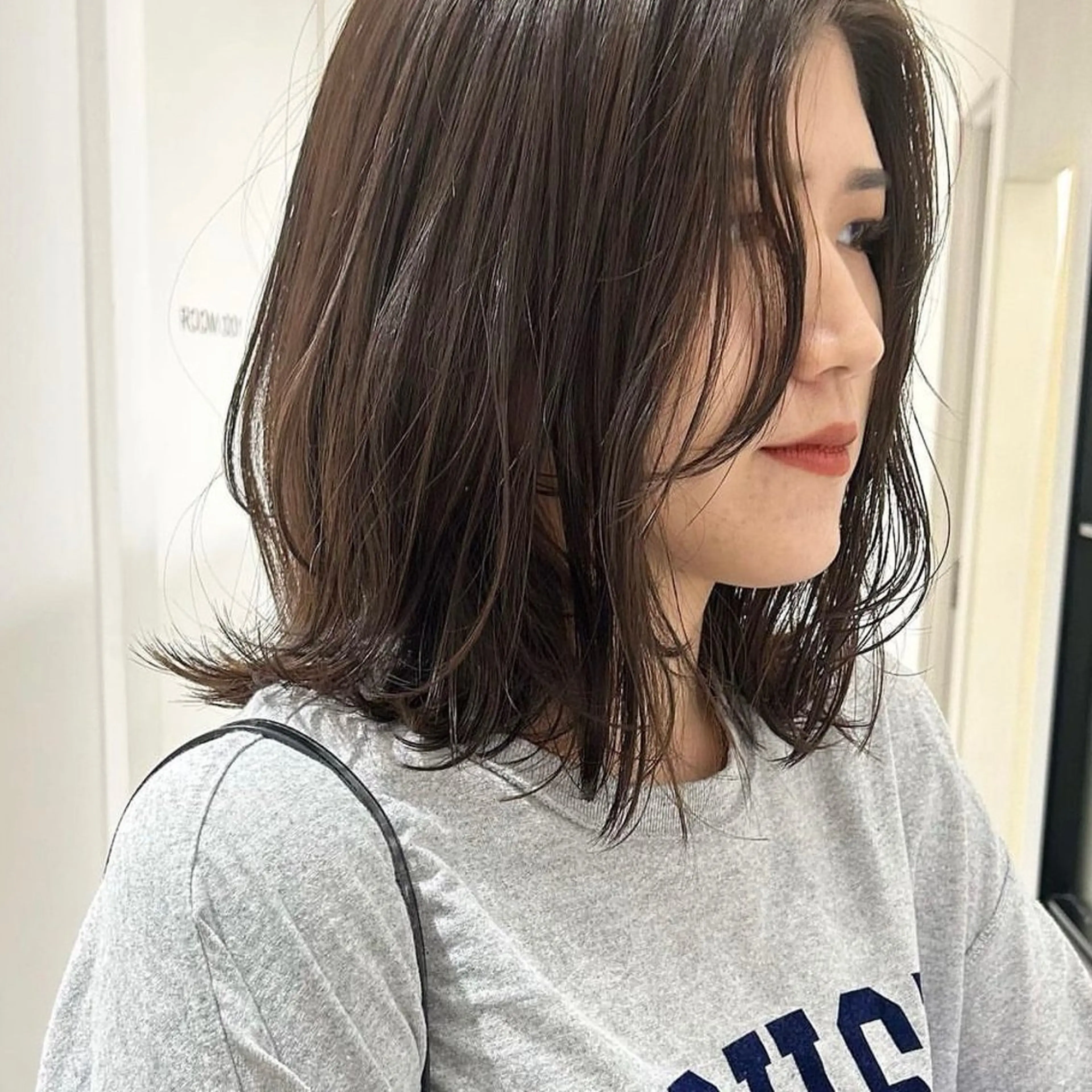 艶カラー+カット+トリートメント⭐️　　　　　　　　　　　　　　　　　　髪の内部外部補充と、艶感のある透明感カラー♡の写真