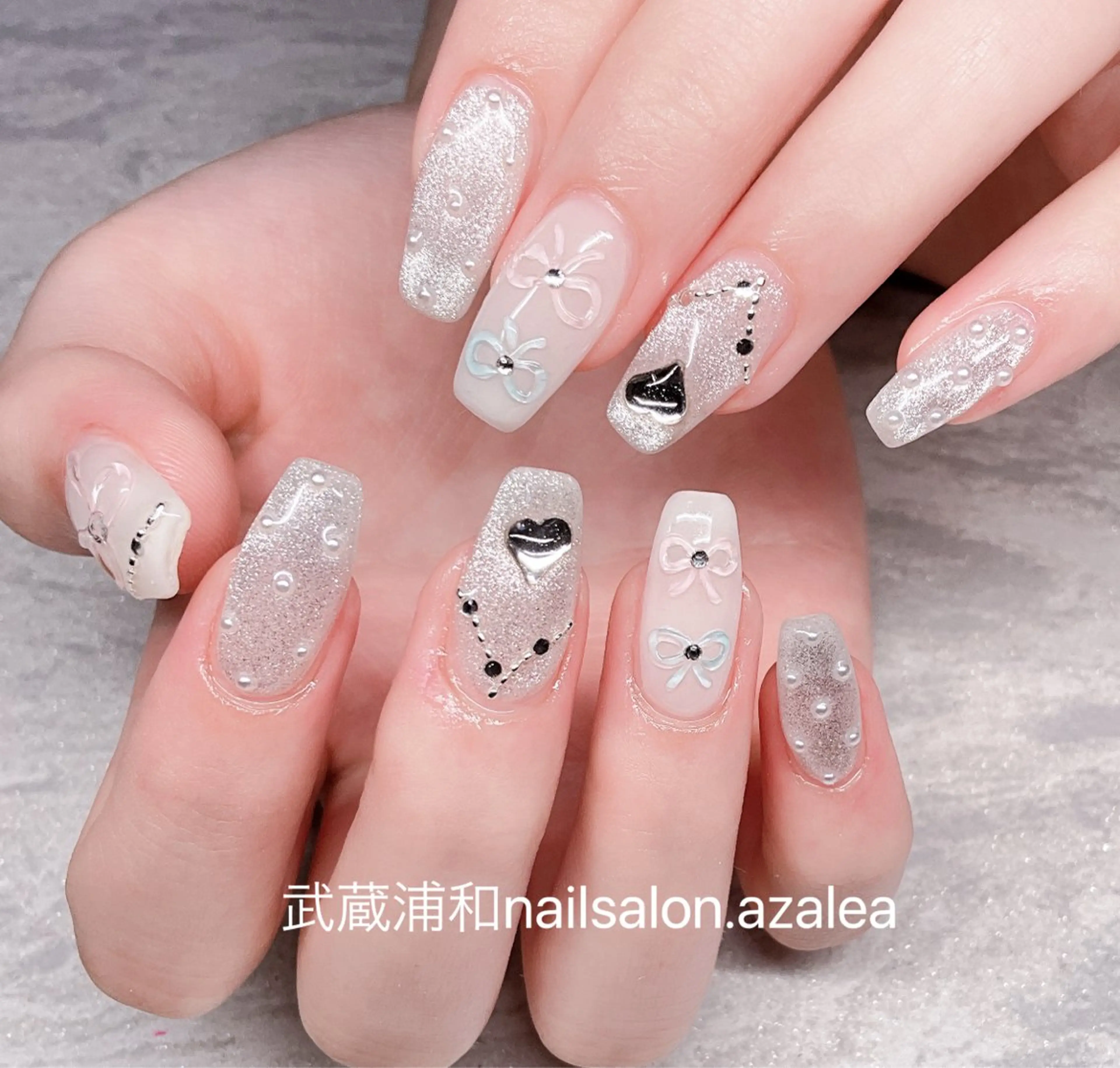 ネイル ハンドネイル R inのネイルデザイン