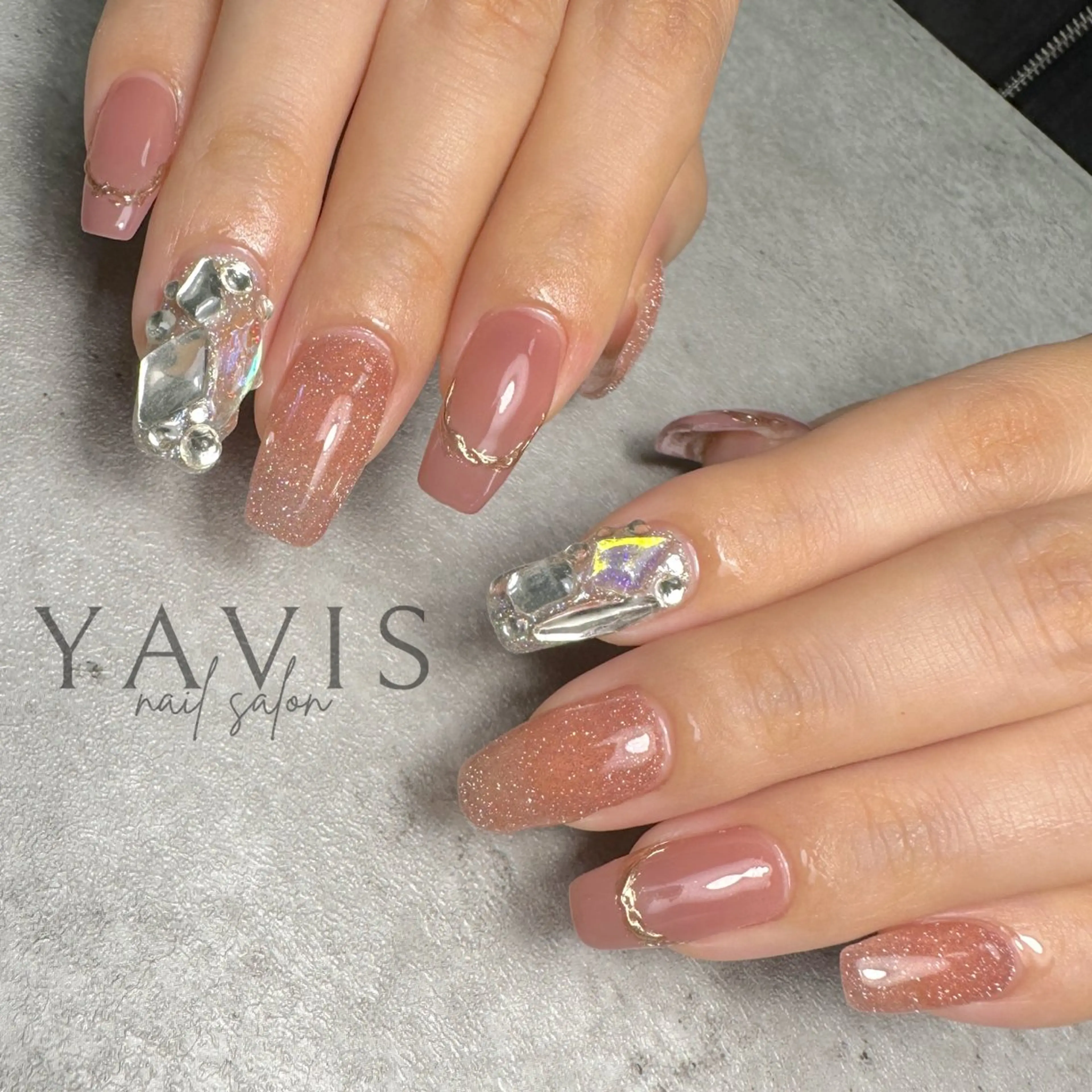 ネイル フラッシュネイル YAVIS_ nailのネイルデザイン