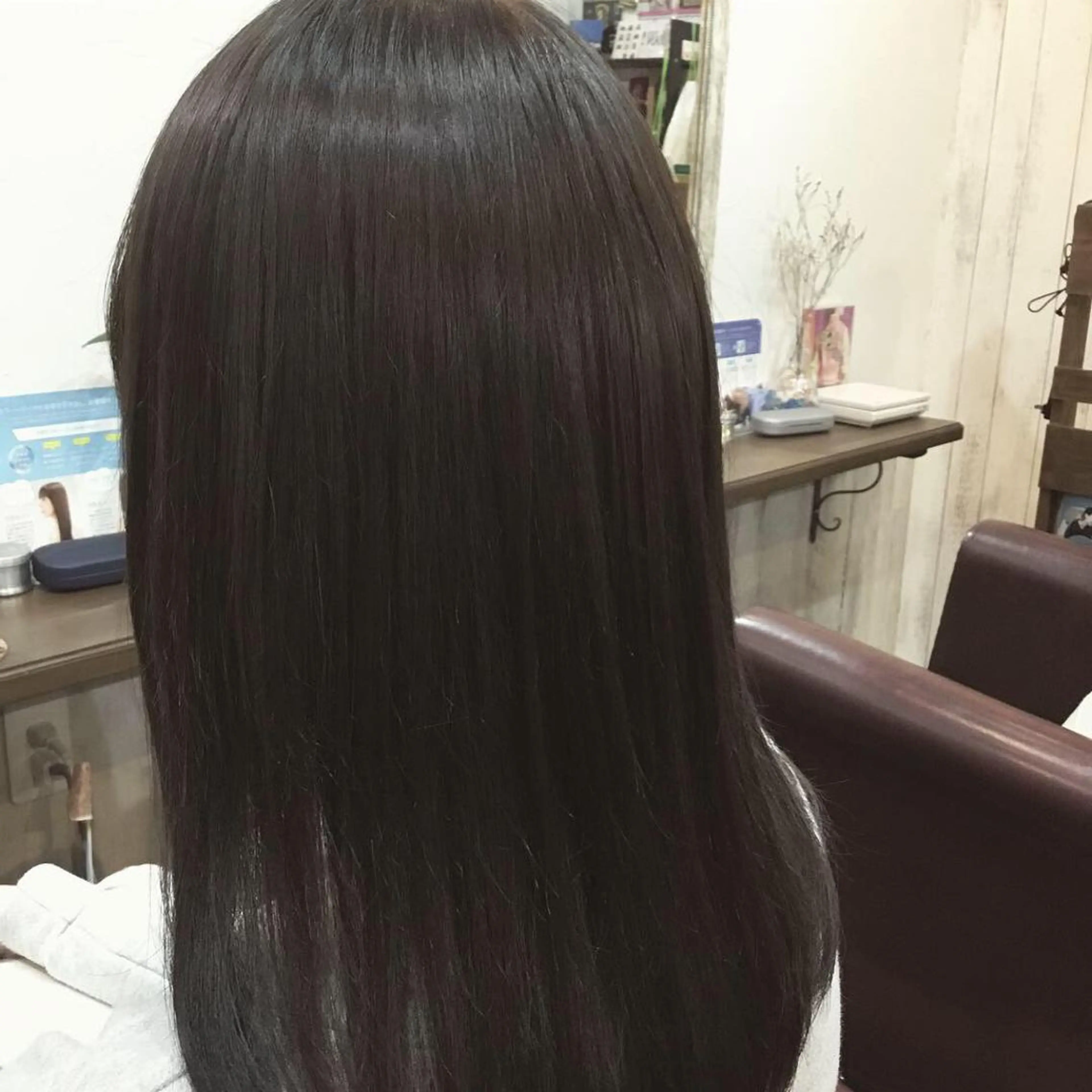 セミロング カラー パーマ 金崎 新吾のヘアスタイル