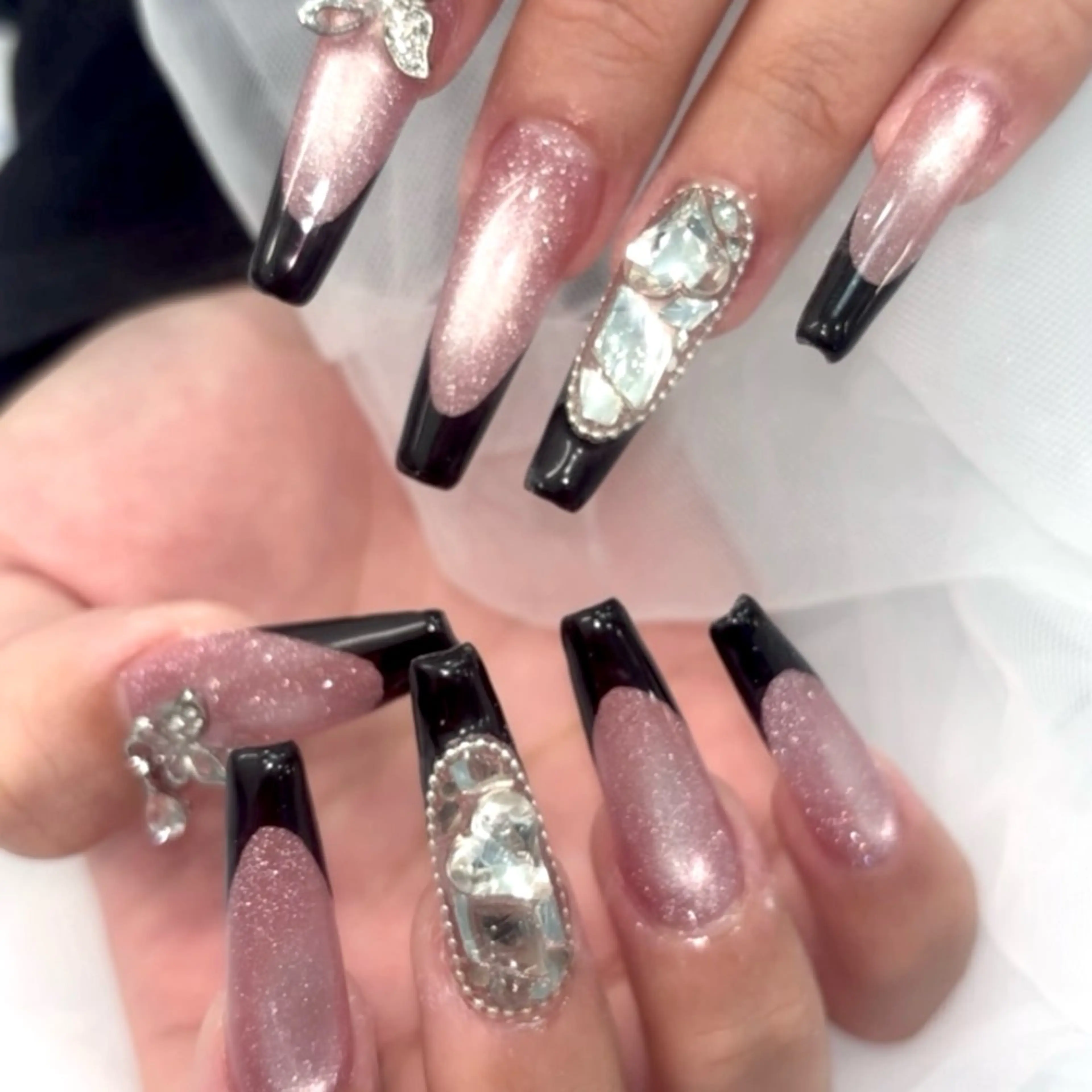 ネイル ハンドネイル 🍓リスブラン MELのネイルデザイン