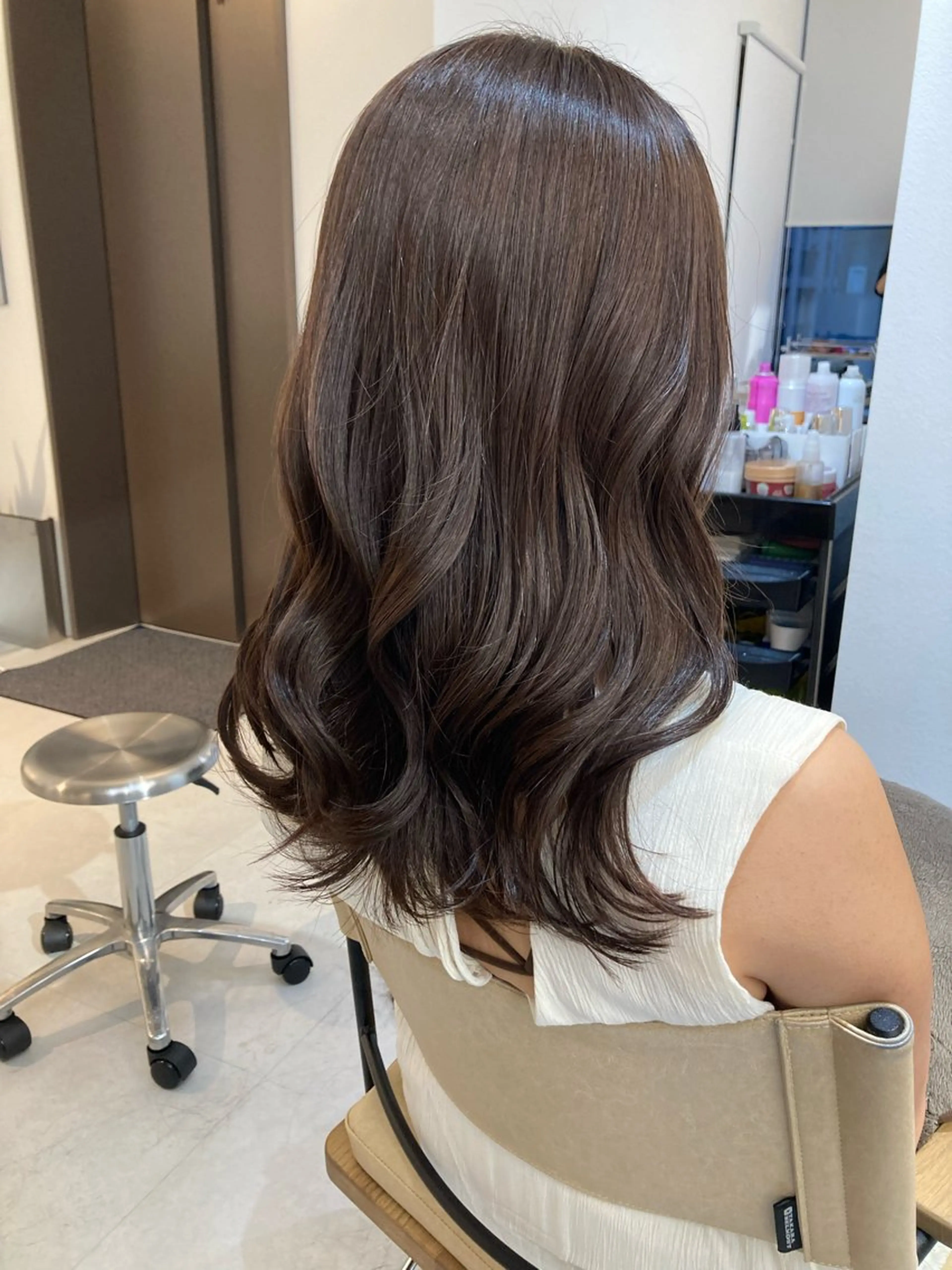 セミロング ✨色持ちの良い艶 カラー✨蟹江真世のヘアスタイル